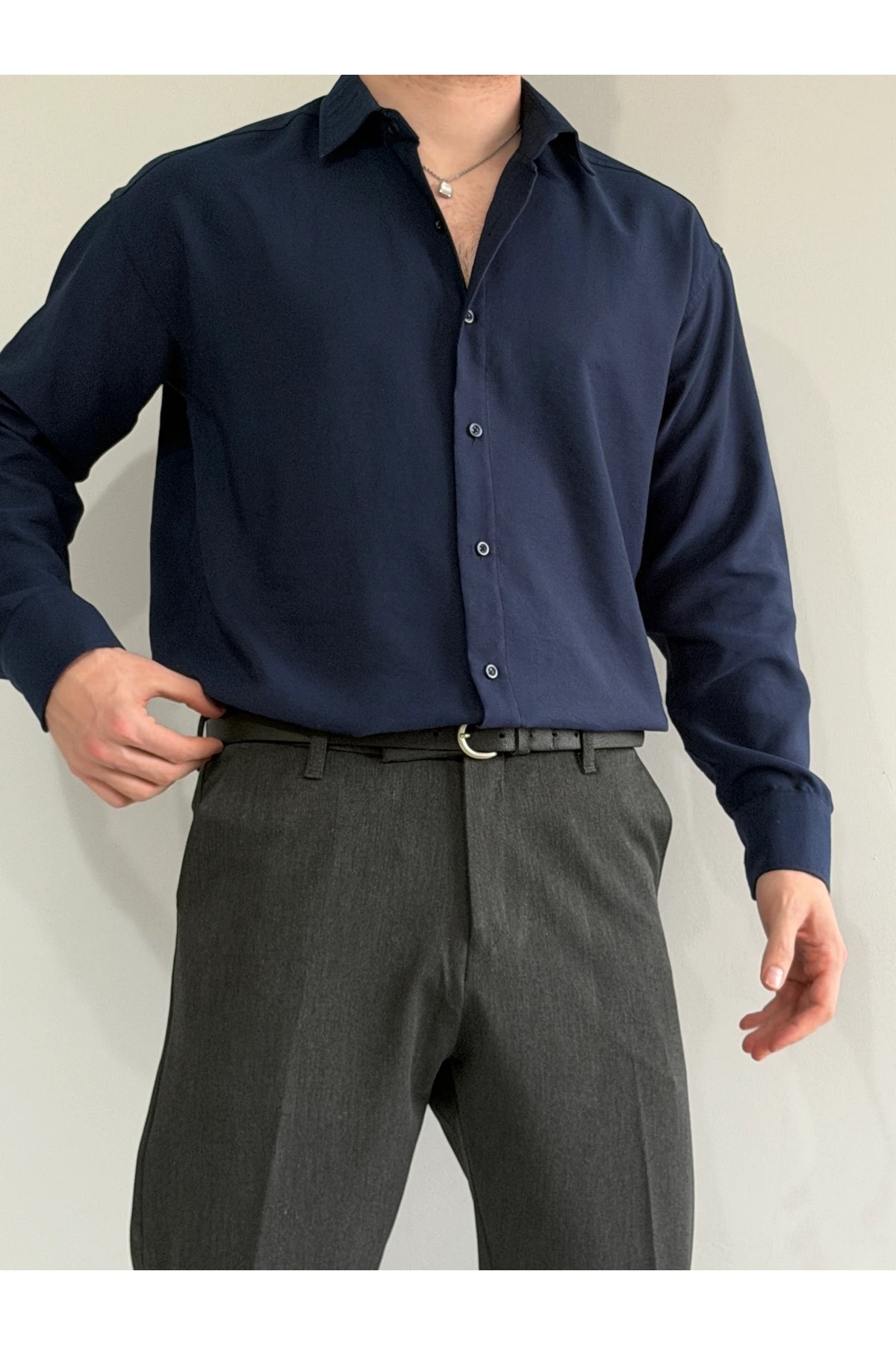 Trendyolmilla  Lacivert Regular Fit Mevsimlik Erkek Gömlek TMNSS26GO00005 - Görsel 4