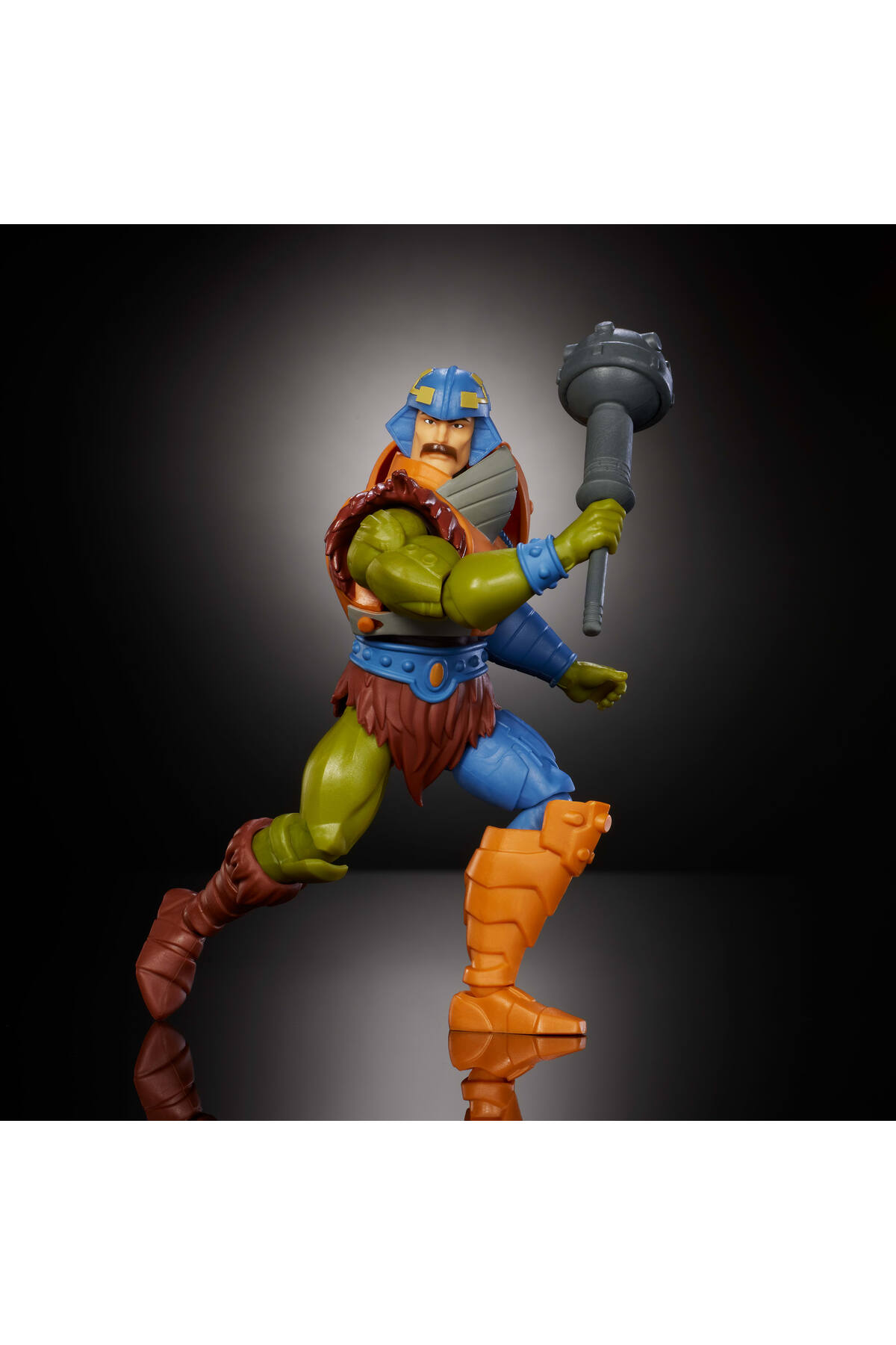 Masters of the Universe ™ Man-At-Arms Aksiyon Figürü JHJ94
