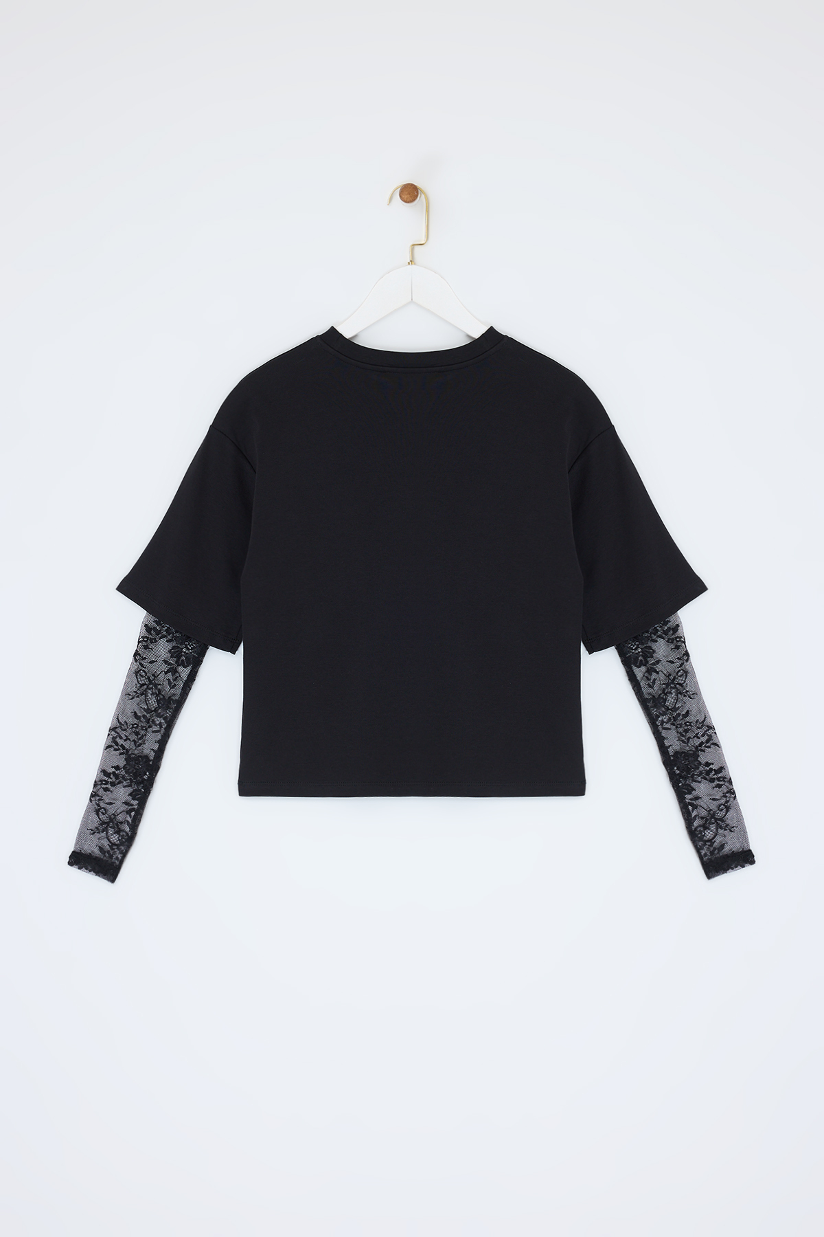 Trendyolmilla  Siyah Dantel Kollu İnterlok T-shirt TDRSS26TS00011 - Görsel 4