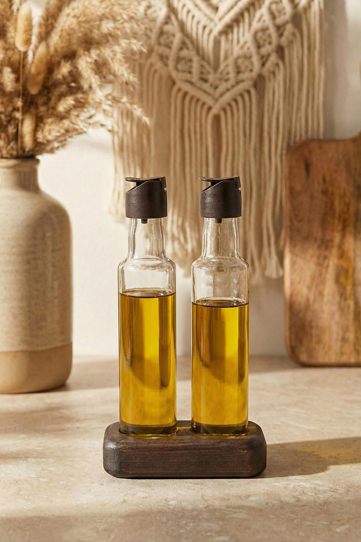 TRENDYOLMİLLA HOME 2-teiliges Glas-Ölflaschen-Set mit Holzständer 250cc TPHAW...