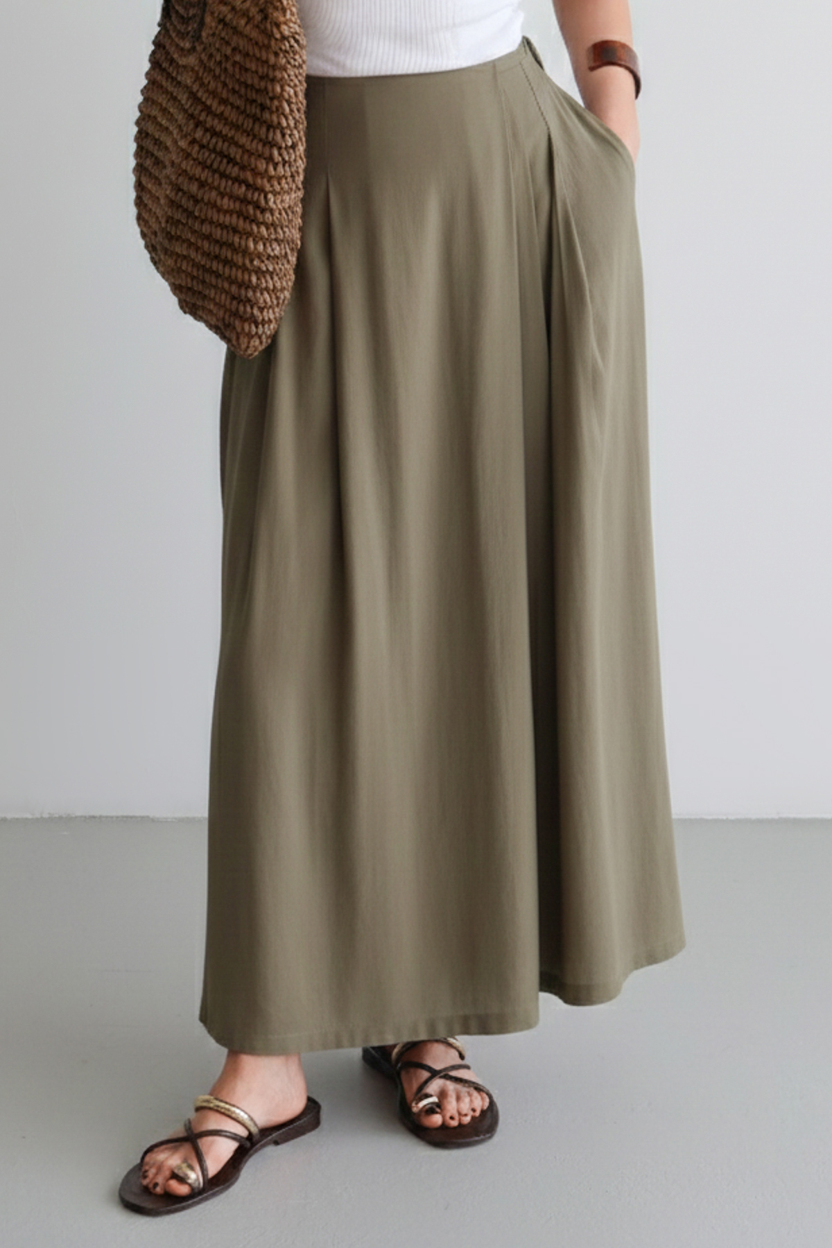 Trendyolmilla  Haki Geniş Paça Modal Tuşeli Etek Görünümlü Pantolon TWOSS26PL00081 - Görsel 2