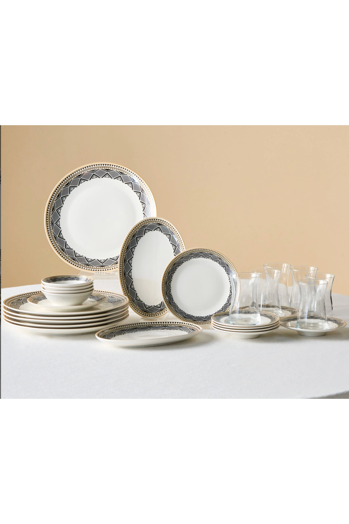 Karaca Globe 26-Teiliges 6-Personen Frühstücksgeschirr