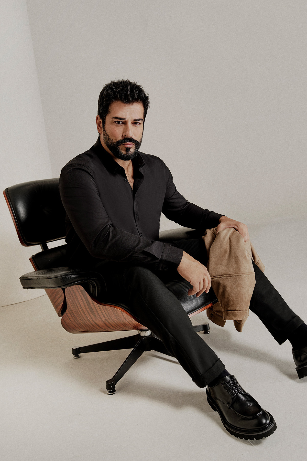 AC&Co / Altınyıldız Classics  Erkek Oxford Kolay Ütülenebilir Pamuklu Terletmez Gömlek Siyah Düğmeli Yaka Slim Fit Dar Kesim - Görsel 2