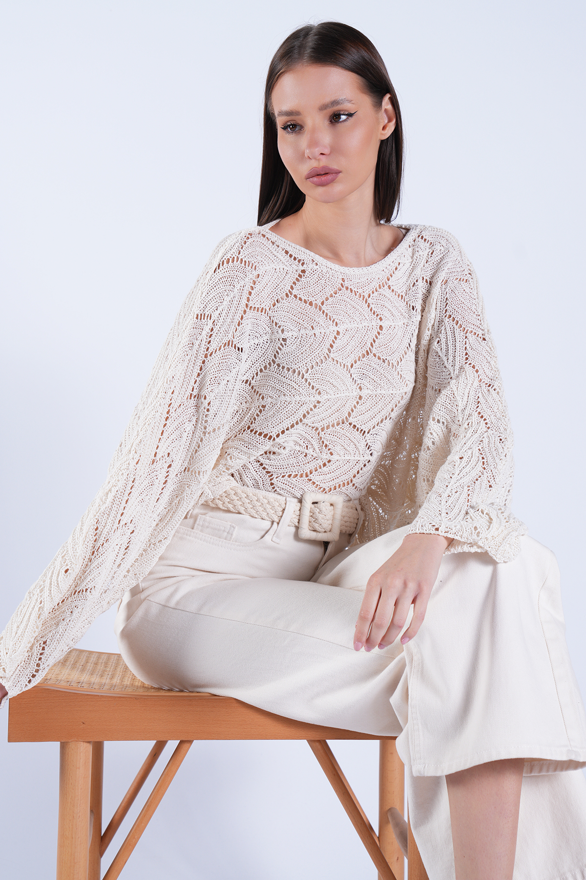 Trend Alaçatı Stili  Vanilya Kayık Yaka Yaprak Desenli Salaş Crop Triko Bluz ALC-X15111 - Görsel 6