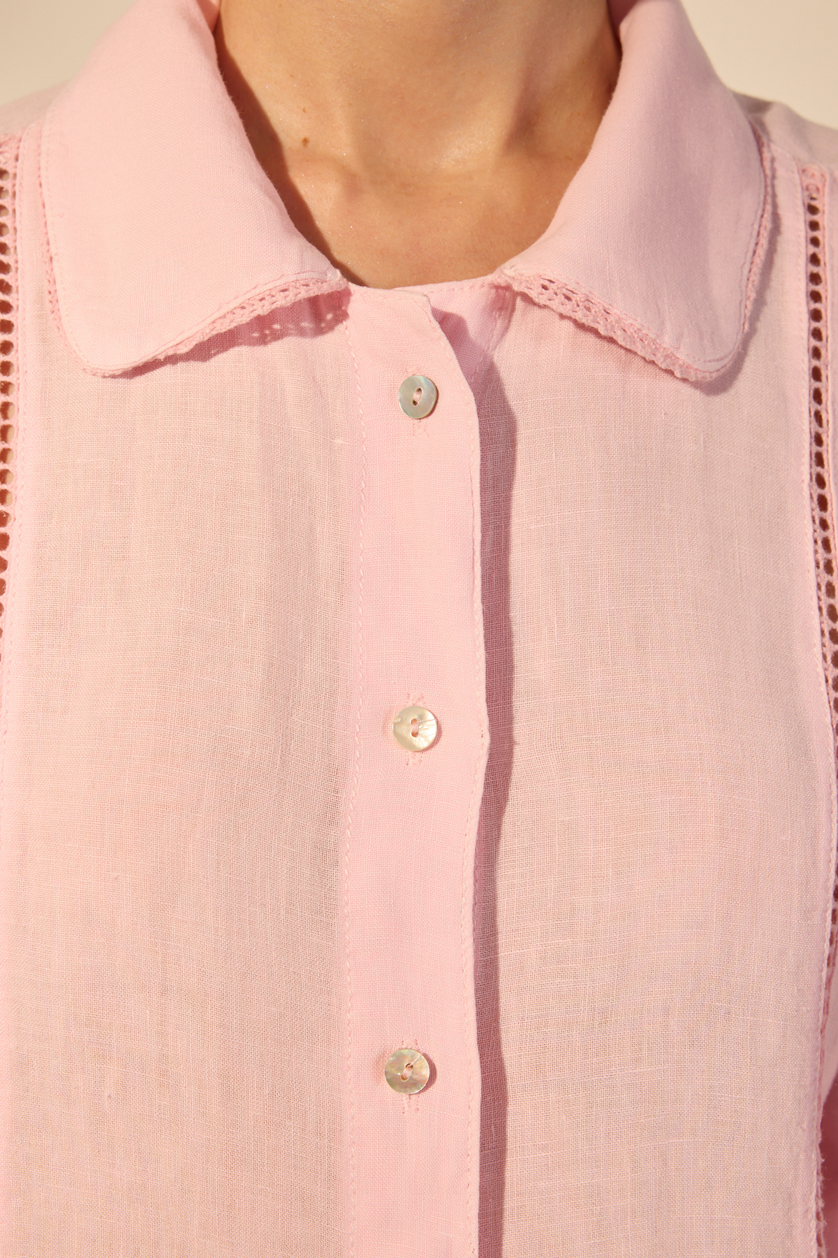 Trendyolmilla  Pembe %100 Keten Nakış Detaylı Gömlek TWOSS26GO00047 - Görsel 4