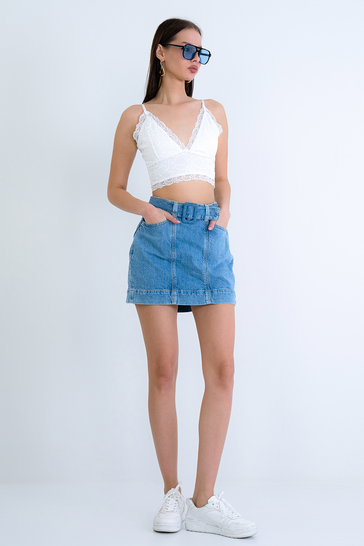 Trend Alaçatı Stili  Kadın Mavi Çift Cepli Kemerli Jean Mini Etek ALC-X15215 - Görsel 4