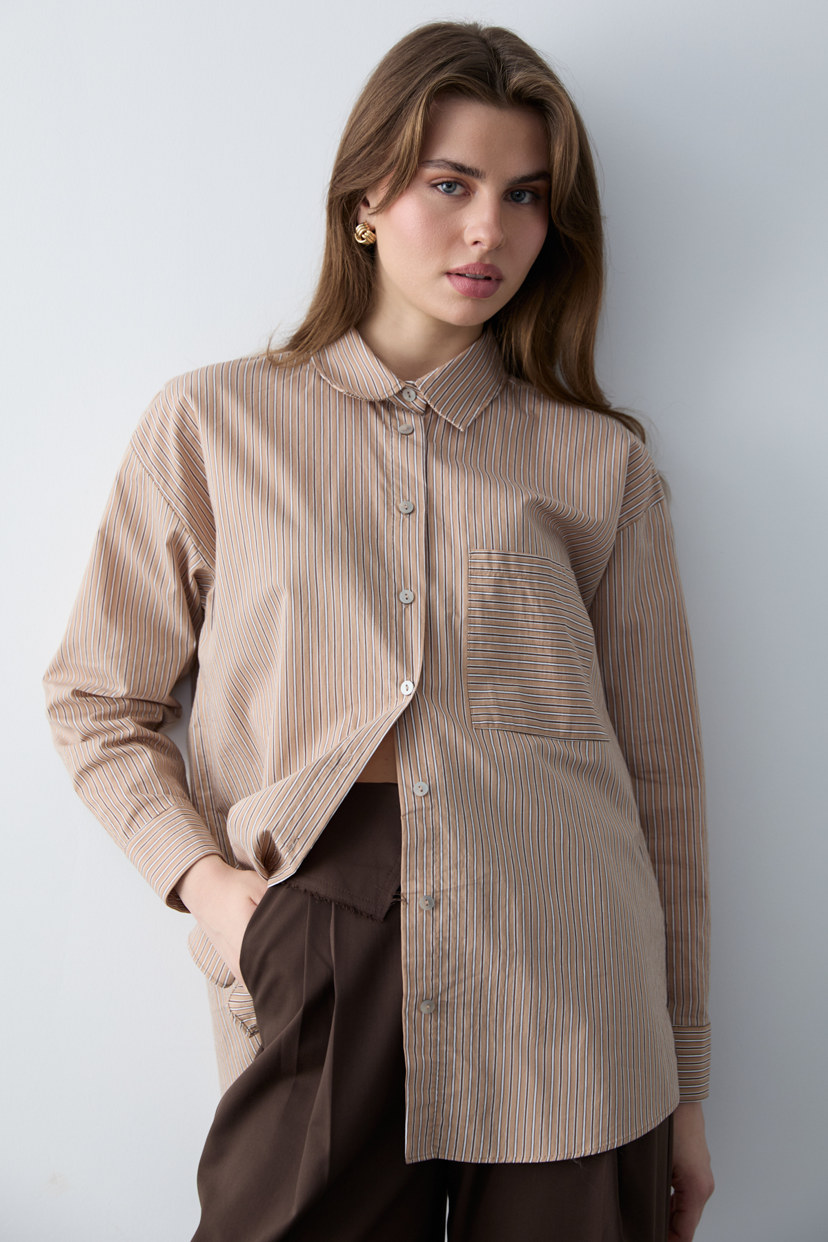 Trendyolmilla  Kahverengi Çizgili Dokuma Oversize Gömlek TWOSS26GO00148