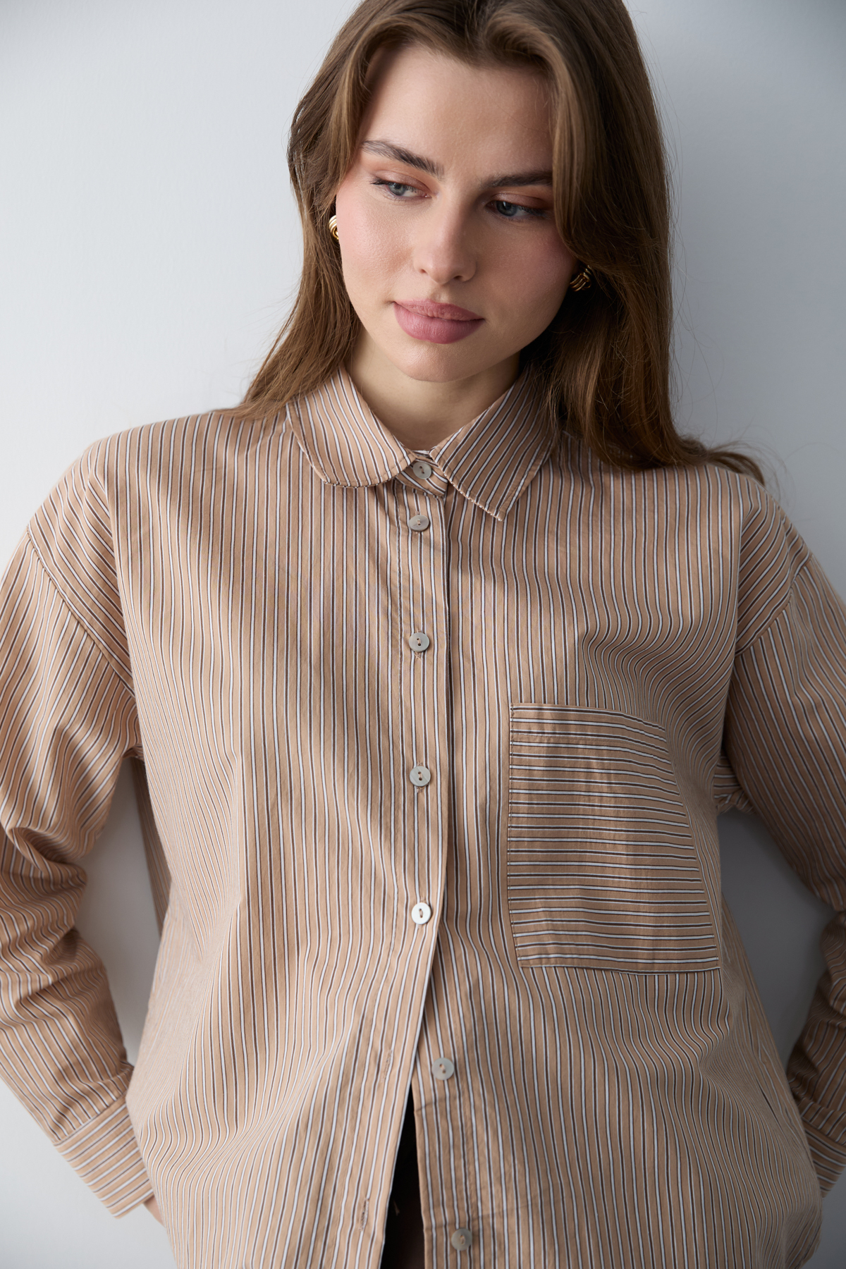 Trendyolmilla  Kahverengi Çizgili Dokuma Oversize Gömlek TWOSS26GO00148 - Görsel 4