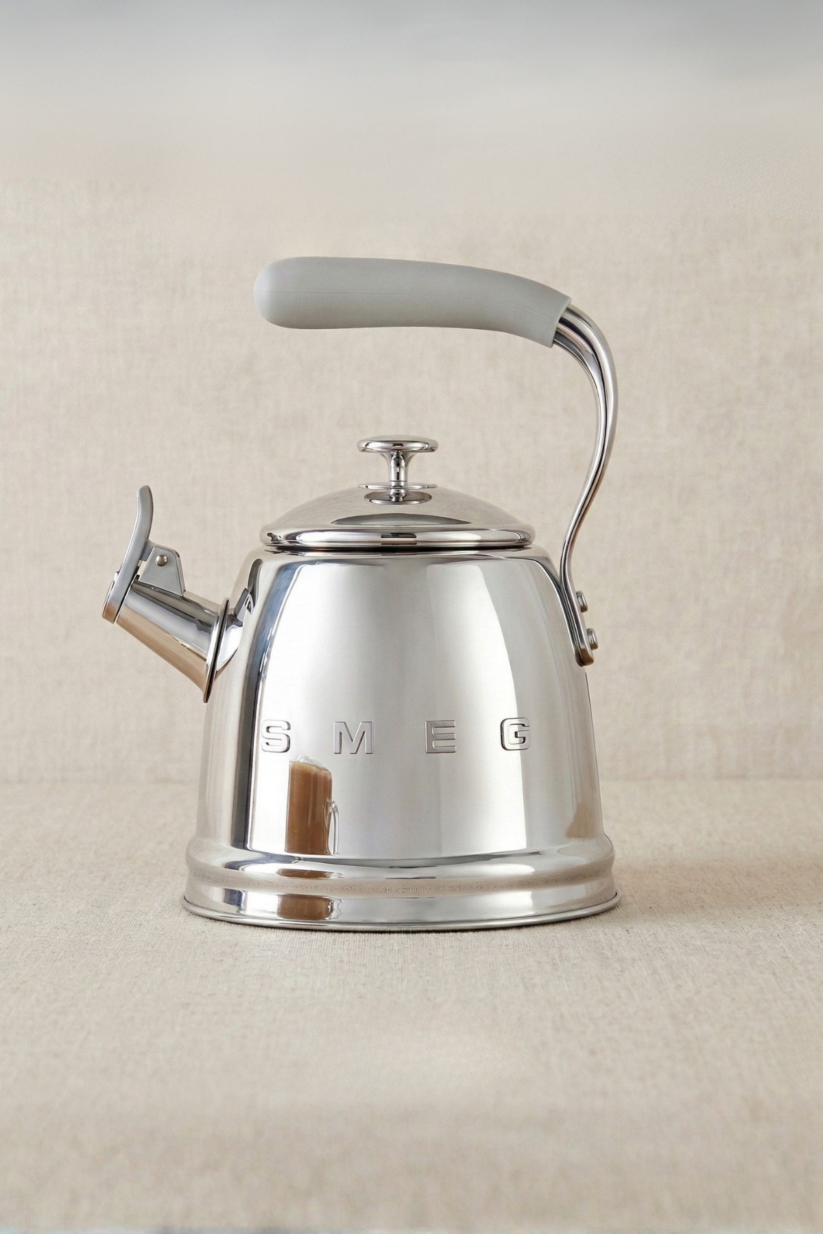 50's Style Retro Mirror Steel Cooktop Whistled Teapot