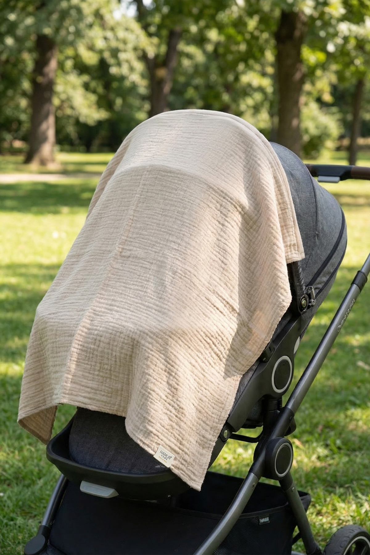 HAMUR Müslin Anne Bebek Emzirme Önlüğü %100 Pamuk Çok Amaçlı Bebek Arabası Puset Örtüsü Bej fotoğrafı 3 (önizleme)
