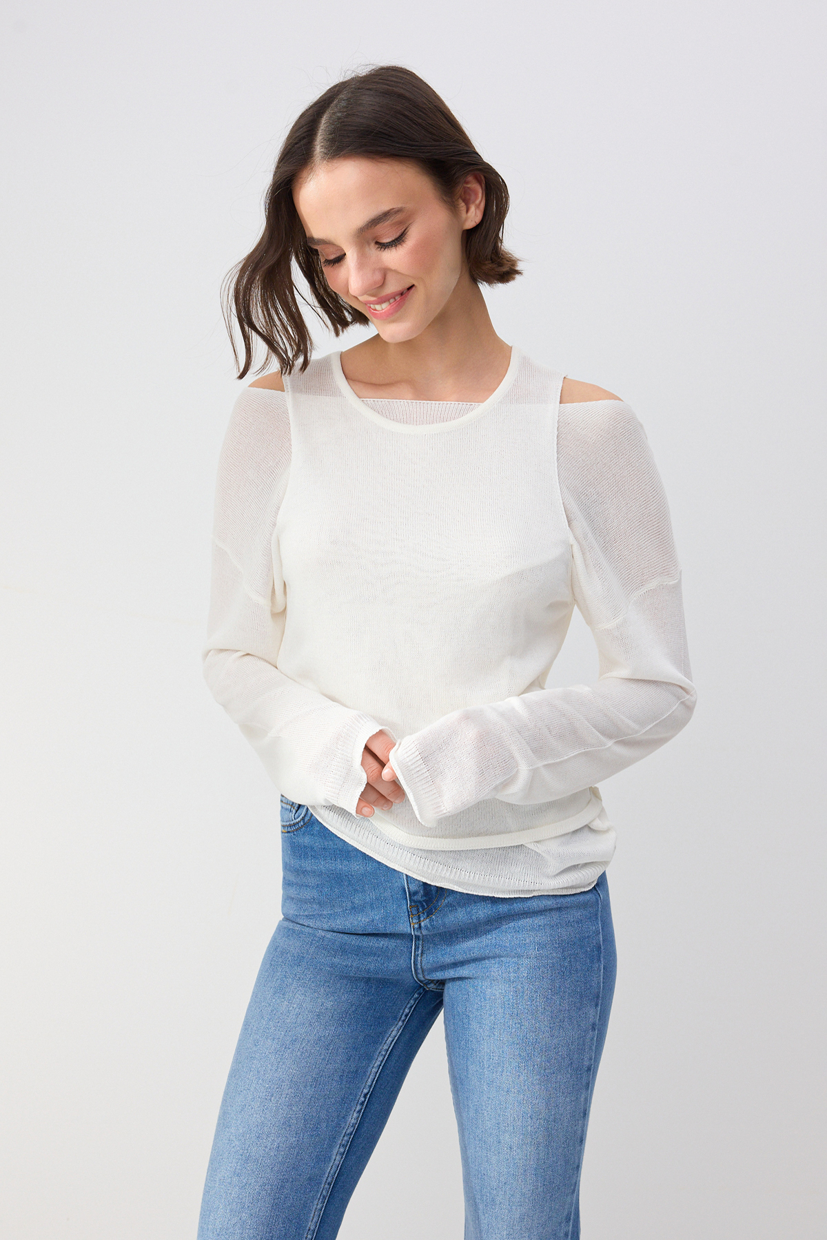 Trendyolmilla  Wardrobe Essentials Ekru Kayık Yaka Oversize 2'li Atlet-Bluz Triko İnce Bluz TWOSS26BZ00283 - Görsel 8