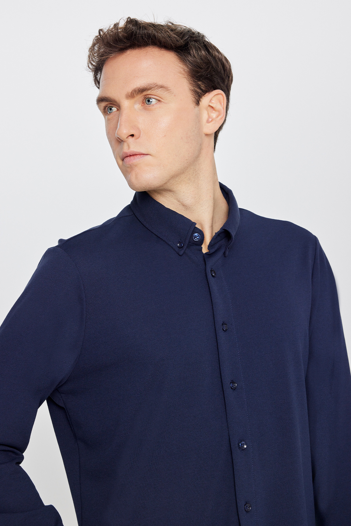 AC&Co / Altınyıldız Classics  Erkek Lacivert Nefes Alabilir Esnek Pamuklu Tailored Slim Fit Dar Kesim Düğmeli Yaka Örme Gömlek - Görsel 4