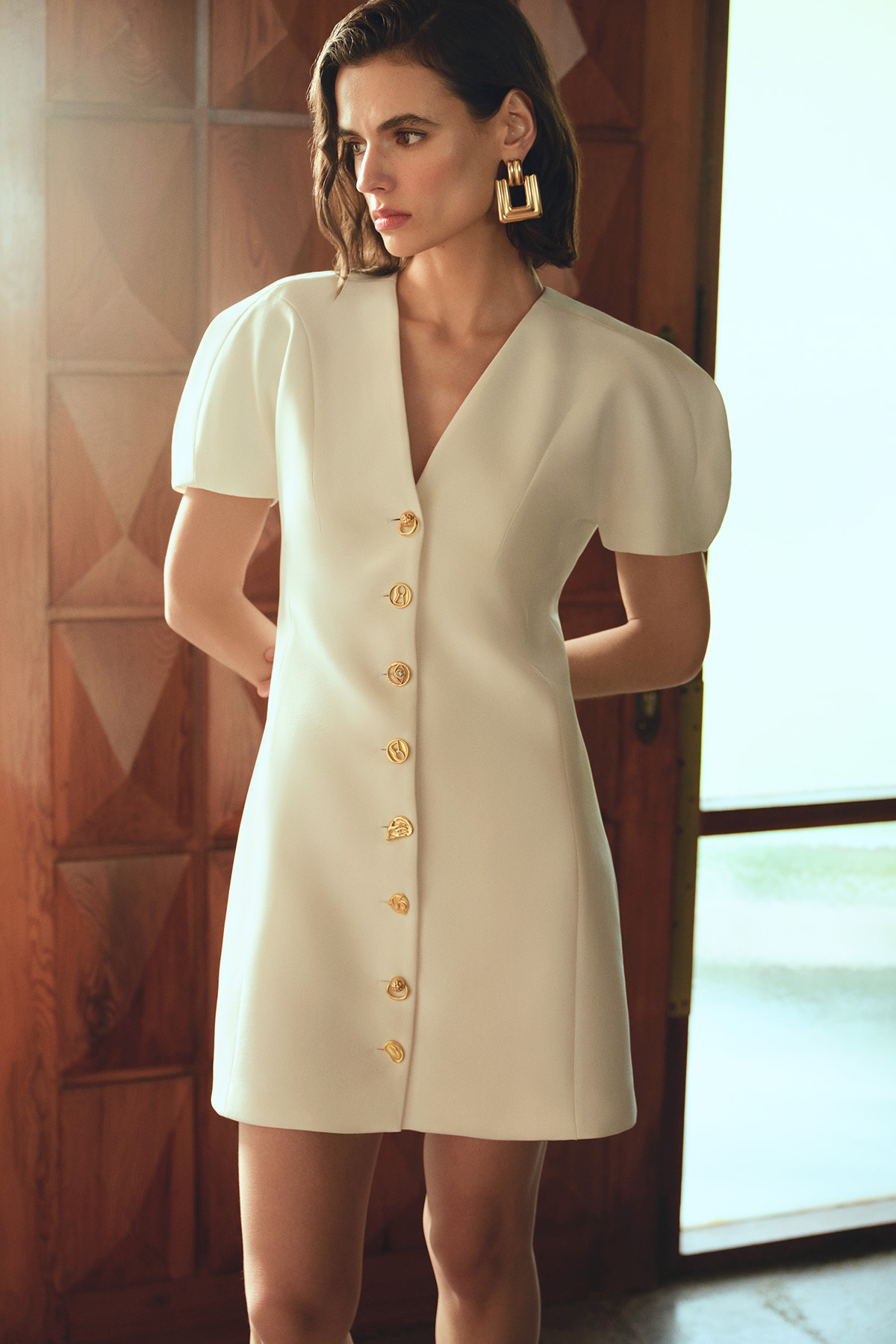 Trendyolmilla  Ekru Düğme Detaylı Kısa / Mini Dokuma Elbise TWOSS26EL00192