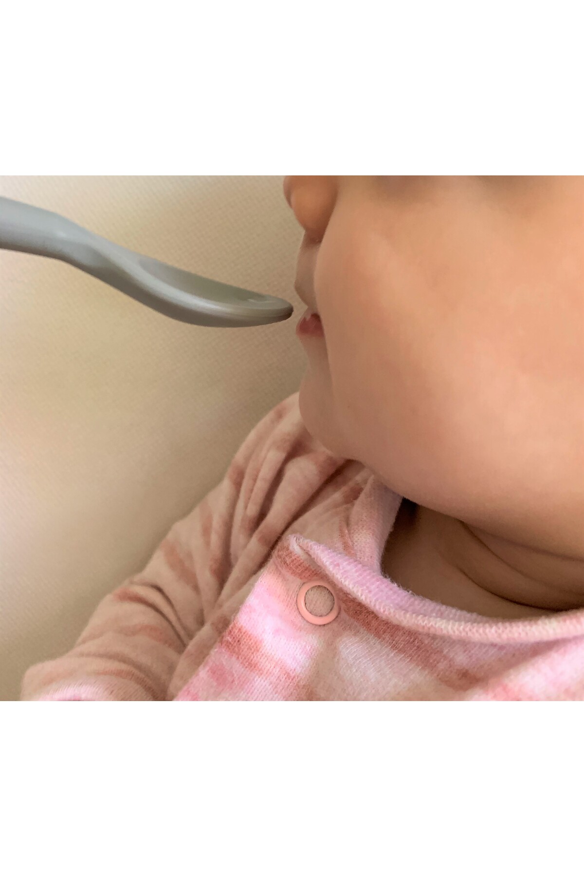 OiOi Gri Nam Nam Silikon Kaşık fotoğrafı 4 (önizleme)