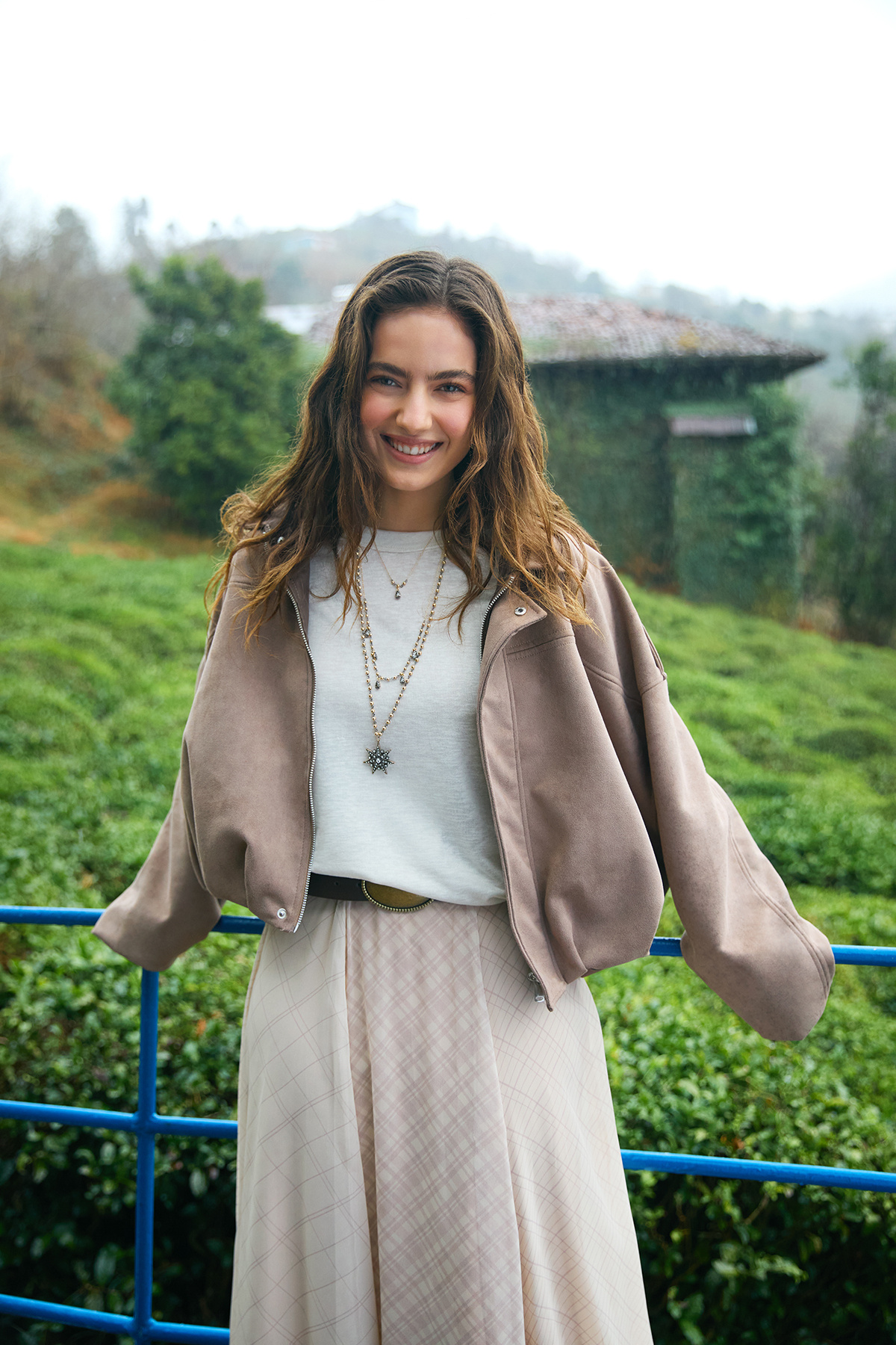 Trendyolmilla  Bej Ekoseli Astarlı Şifon Maxi Asimetrik Etek TWOSS26ET00045 - Görsel 2