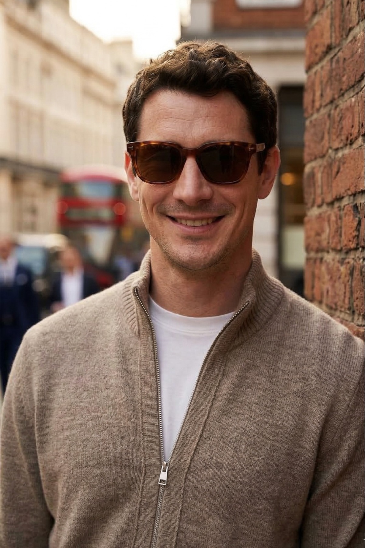 Tudors  Erkek Standart Fit Normal Kesim Fermuarlı Kahverengi Hırka