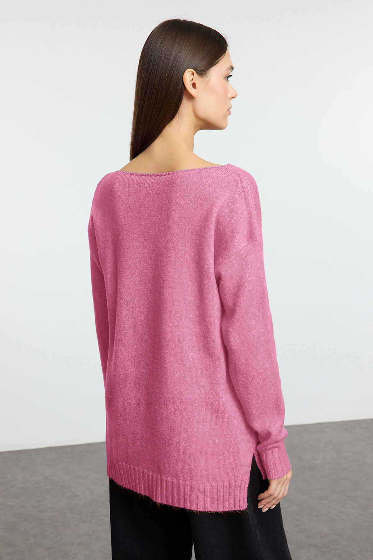 Trendyolmilla  Pembe Yünlü Kayık Yaka Basic Triko Kazak TWOAW25KZ00010 - Görsel 4