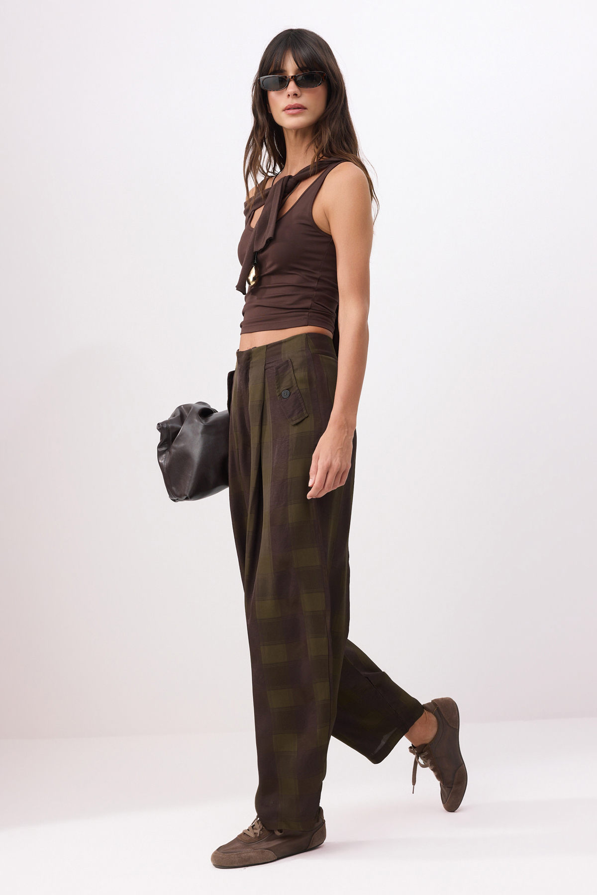 Trendyolmilla  Yeşil Ekoseli Saten Balon Pantolon TWOSS26PL00152 - Görsel 2