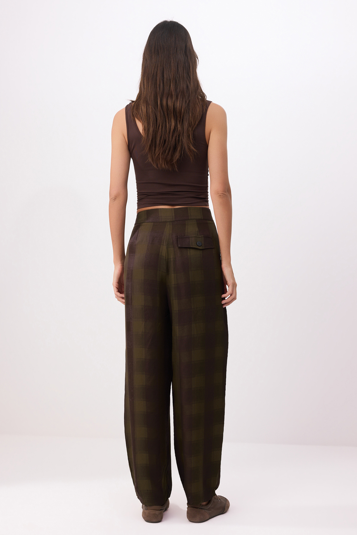 Trendyolmilla  Yeşil Ekoseli Saten Balon Pantolon TWOSS26PL00152 - Görsel 4