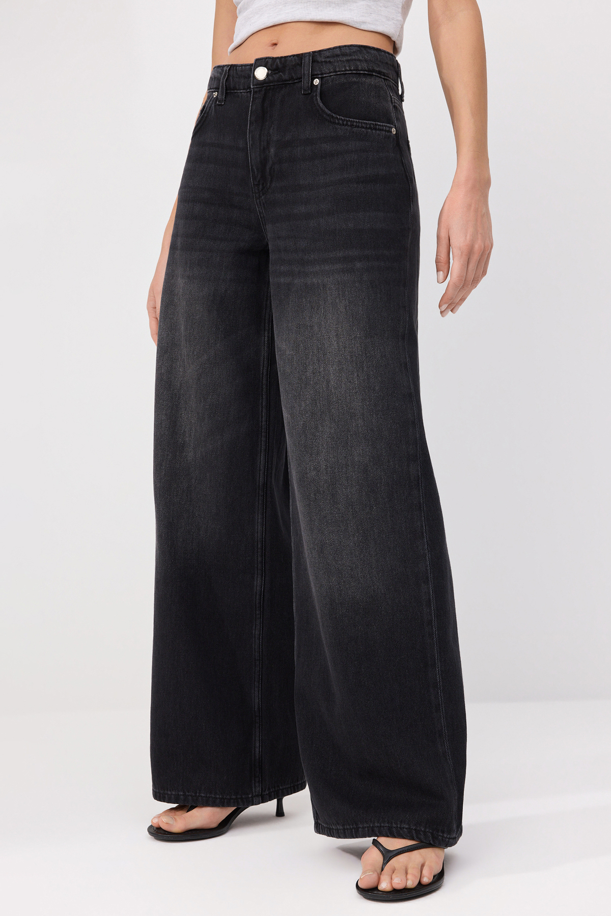 Trendyolmilla  Premium Siyah More Sustainable DÖKÜMLÜ Yüksek Bel %100 Pamuk Wide Leg Jeans TWOSS26JE00136 - Görsel 4