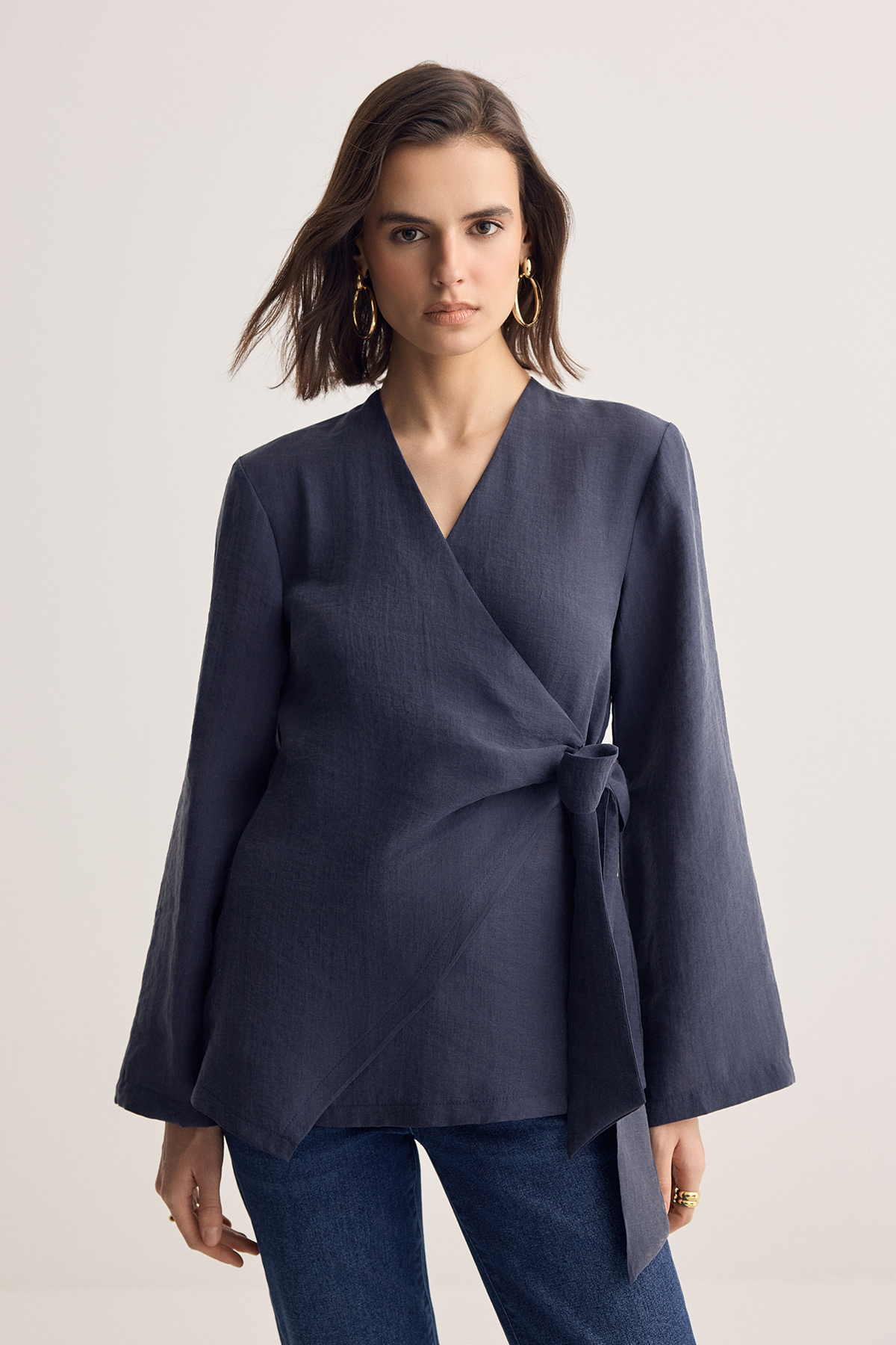 Trendyolmilla  Lacivert Kruvaze Kapama Dokuma Bluz TWOSS26BZ00455 - Görsel 2