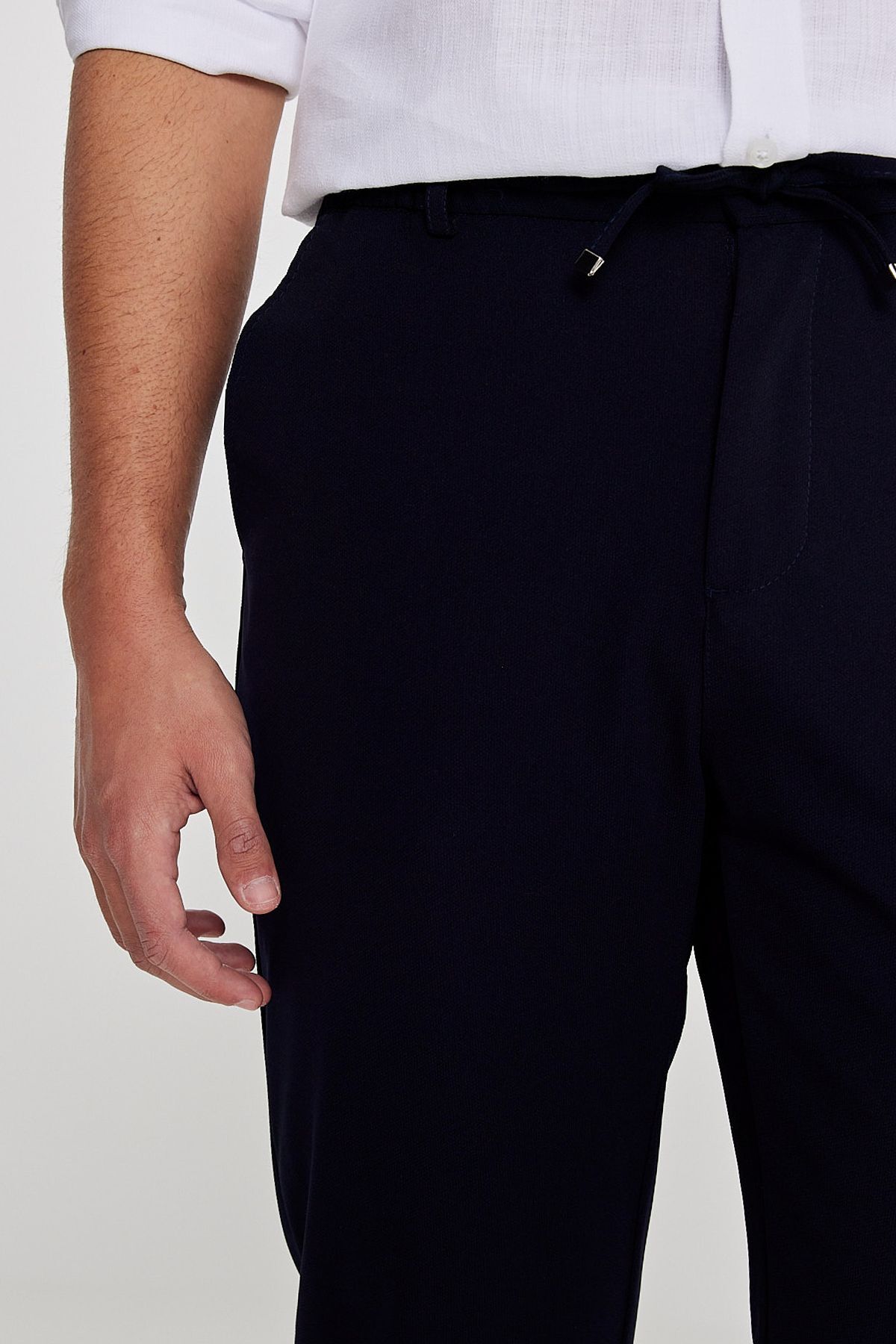AC&Co / Altınyıldız Classics Erkek Lacivert Slim Fit Dar Kesim Beli Bağlamalı Yan Cepli Casual Jogger Pantolon görsel 5
