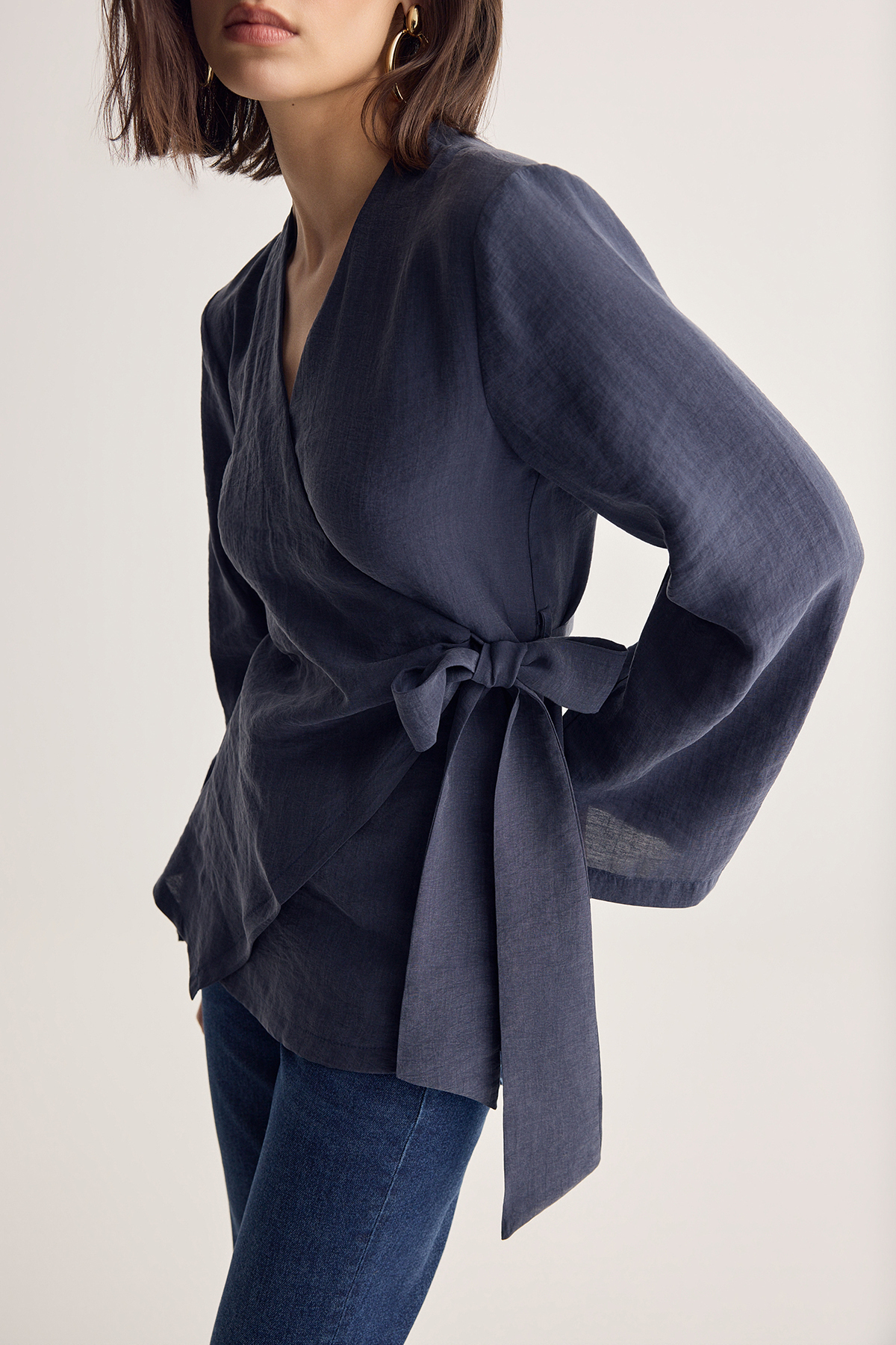 Trendyolmilla  Lacivert Kruvaze Kapama Dokuma Bluz TWOSS26BZ00455 - Görsel 4