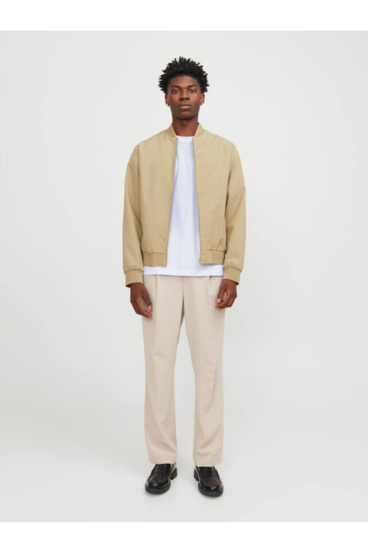 تی شرت ورزشی جک اند جونز مردانه پاموک سفید  راسته     Loose / لش کژوال/روزمره | Jack & Jones 12285917 BD - تصویر 5