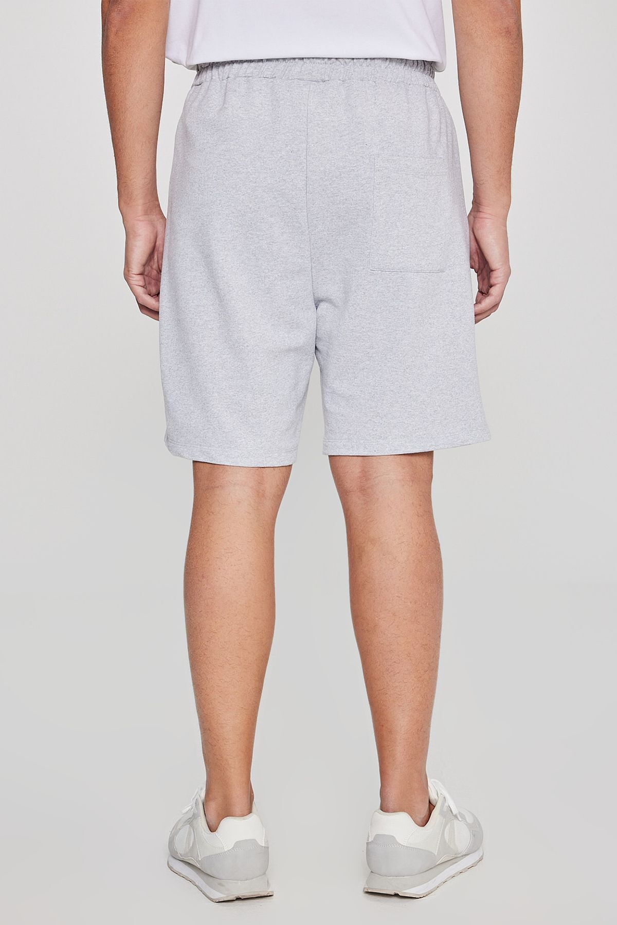 AC&Co / Altınyıldız Classics  Erkek Gri Melanj Pamuklu Rahat Nefes Alabilen 2 İplik Cepli Örme Şort Standart Fit Normal Kesim - Görsel 6