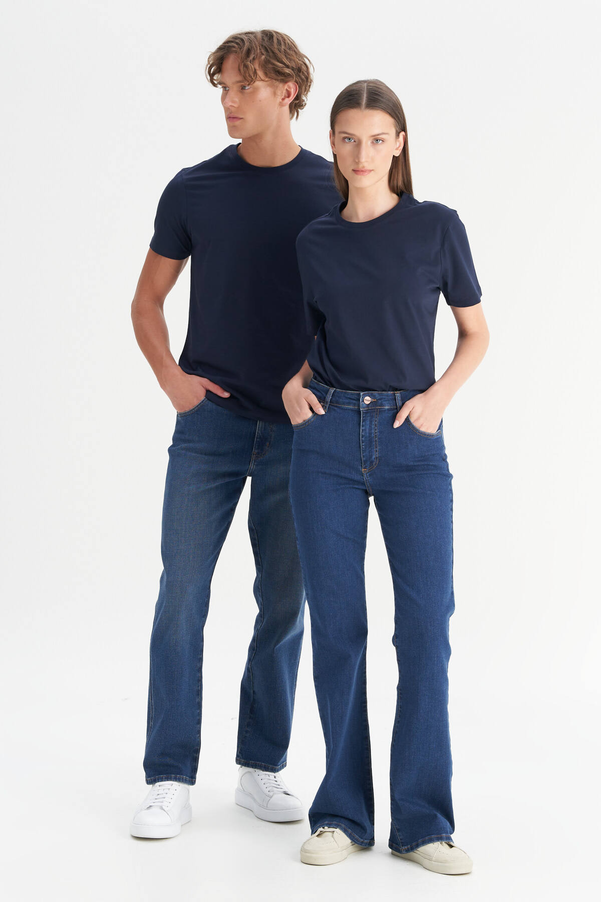 AC&Co / Altınyıldız Classics  Erkek/unisex Lacivert %100 Pamuk Slim Fit Dar Kesim Bisiklet Yaka Basic Tişört - Görsel 8