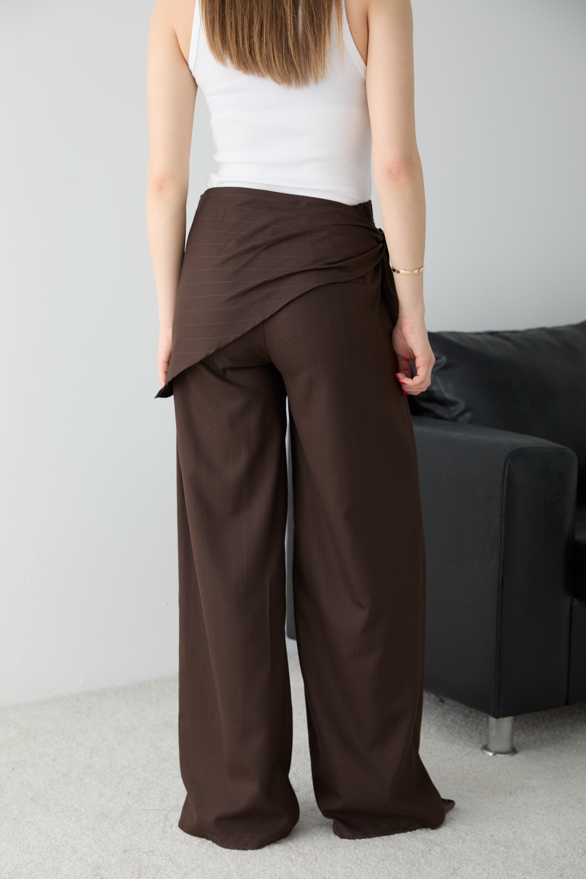 Trendyolmilla  Kahverengi İnce Çizgili Fular Bağlama Detaylı Pantolon TWOSS26PL00146 - Görsel 4