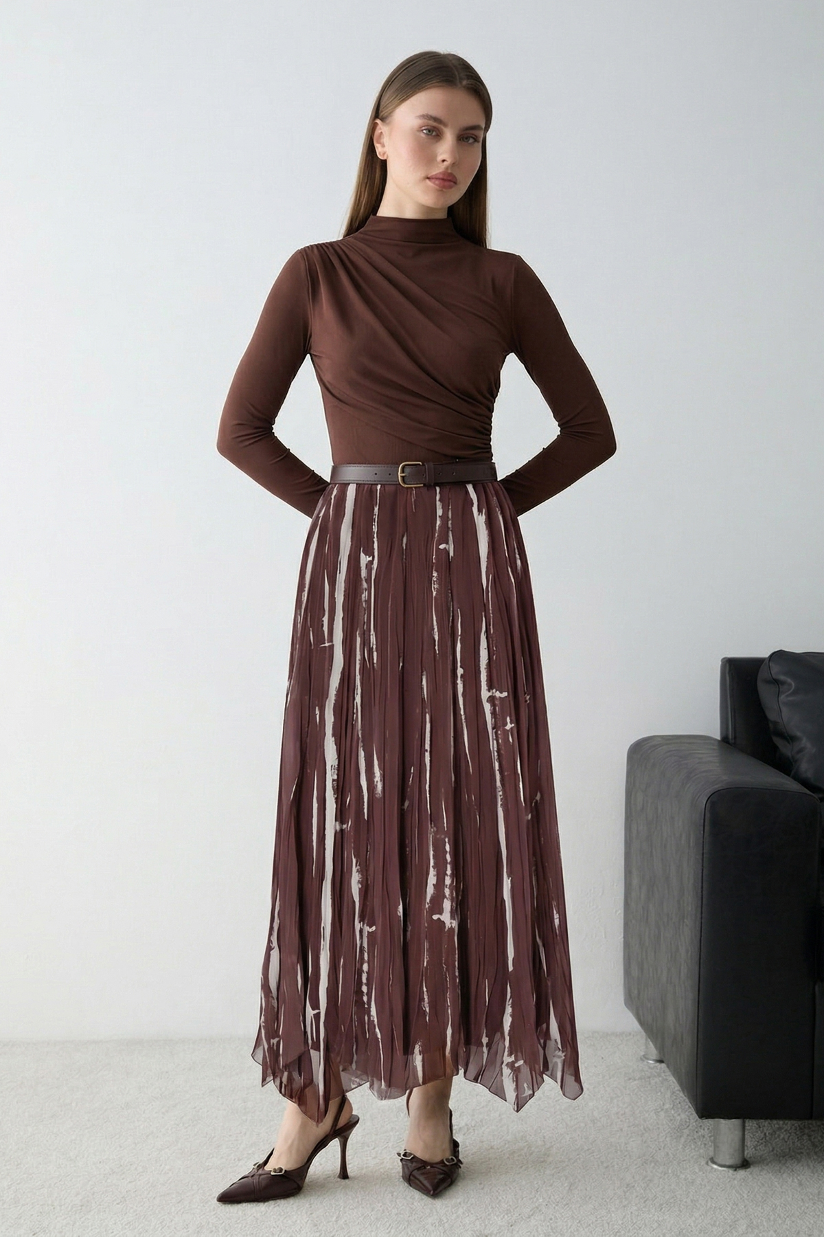 Trendyolmilla  Kahverengi Kemerli Astarlı Desenli Şifon Etek TCTSS26EE00030 - Görsel 3