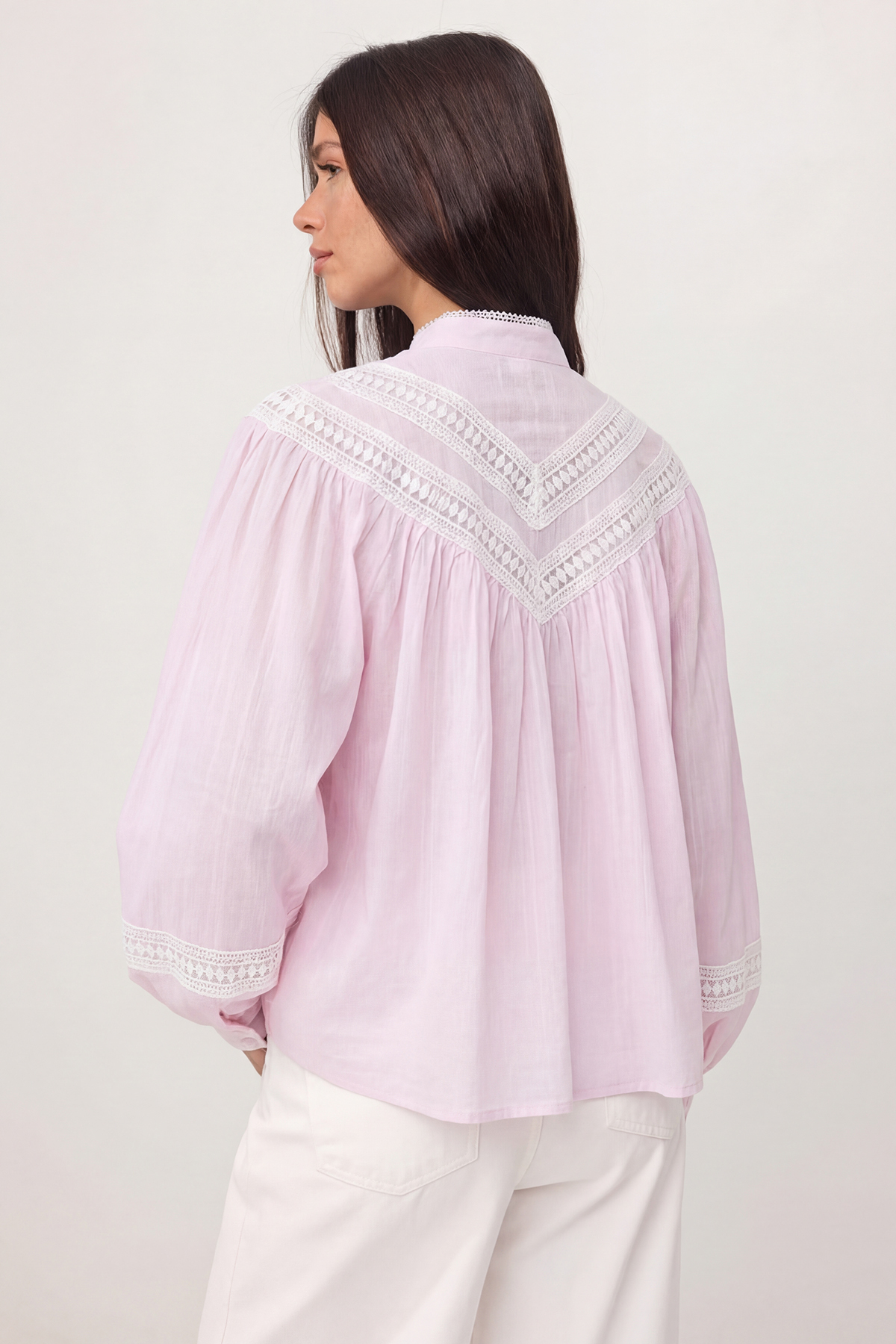 Trendyolmilla  Pembe Dantel Detaylı Geniş Kalıp Bohem Gömlek TWOSS26GO00179 - Görsel 8