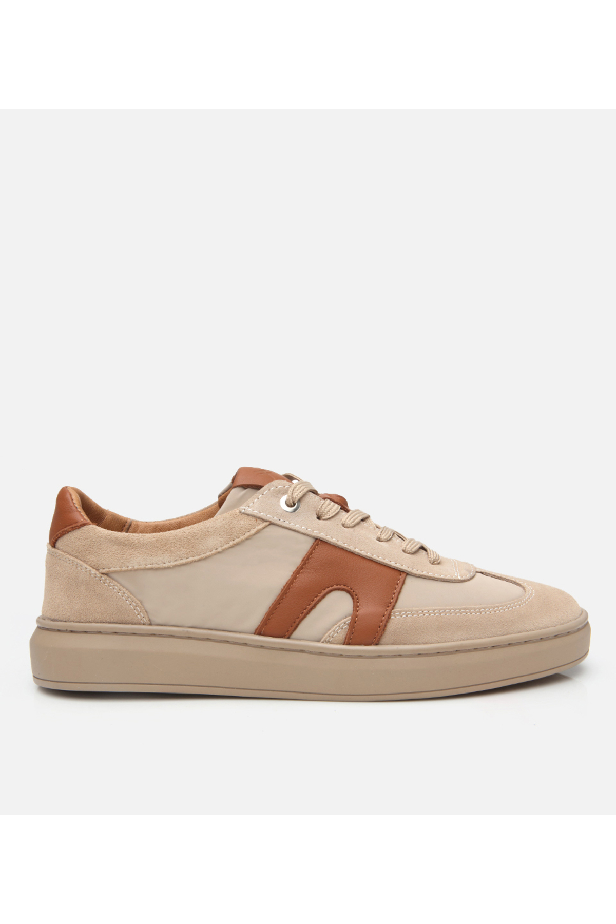 Men's Leather Beige Ultra Light Sole Sneakers
