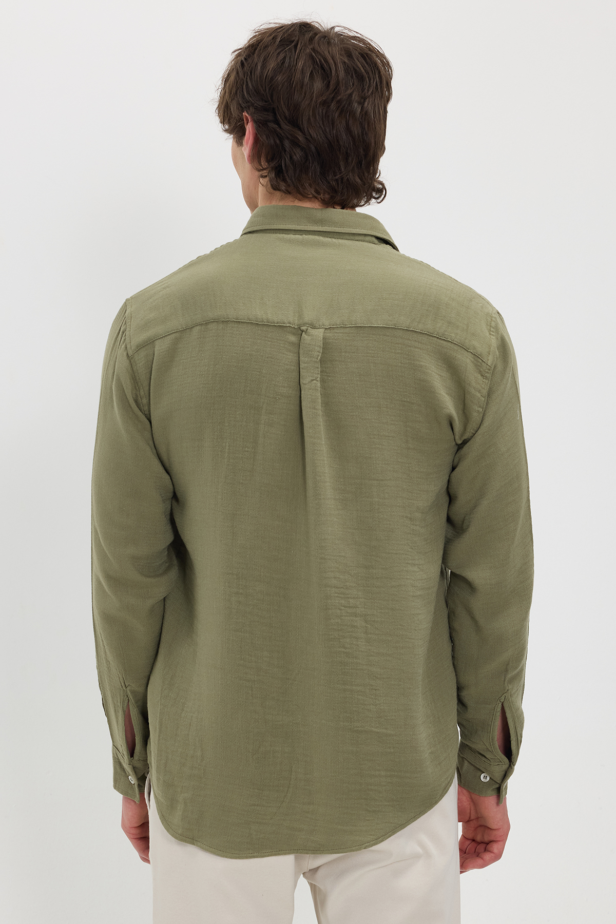 Tudors  Erkek Relax Fit Rahat Kesim Oversize Müslin Viskon Pamuklu Tek Cepli Düz Haki Gömlek - Görsel 6
