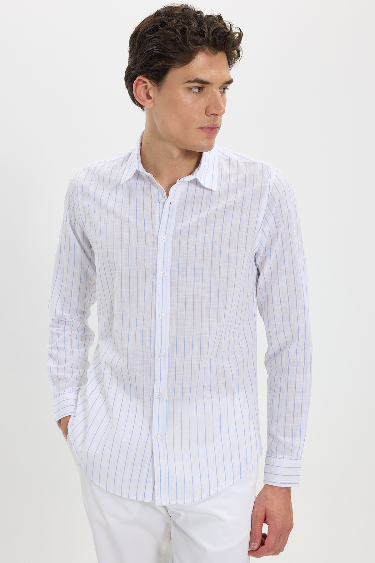 پیراهن تودورز مردانه کتان پنبه ای آبی بیسیک راه راه Slim Fit/اسلیم فیت    بیسیک کژوال/روزمره | Tudors DR240048-2045 TR - تصویر 8