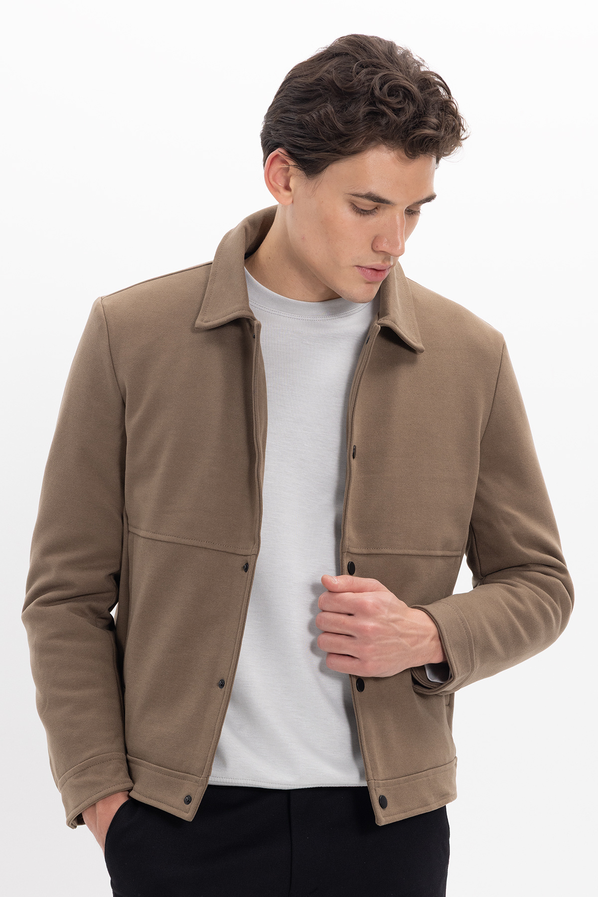 Tudors  Erkek Slim Fit Dar Kesim Çift Cepli Çıtçıt Kapamalı Kahverengi Mont - Görsel 4