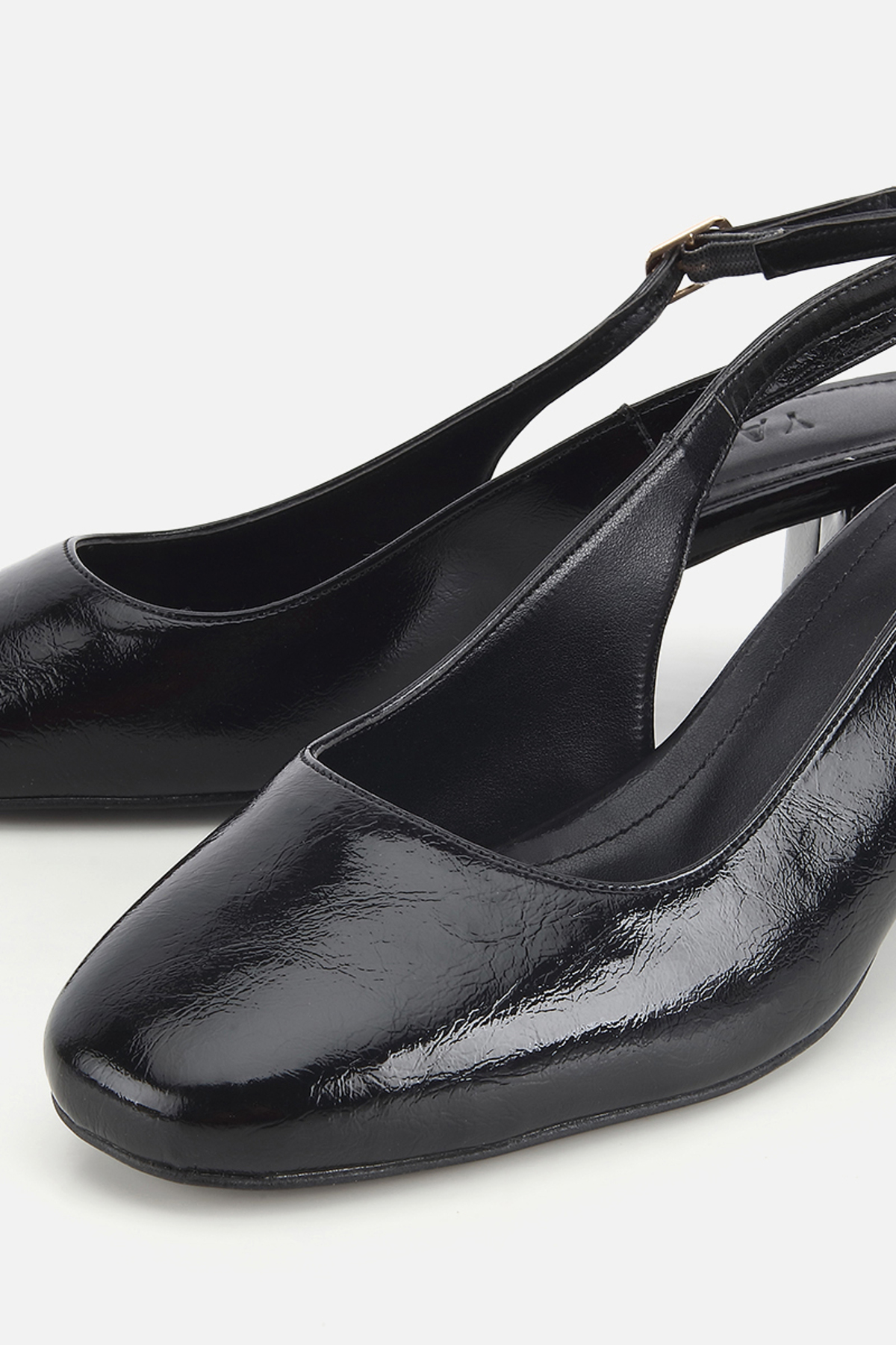 Yaya by Hotiç  Kadın Si̇yah Rugan Yuvarlak Burun Arkası Açık Orta Topuklu Ayakkabı - Görsel 3