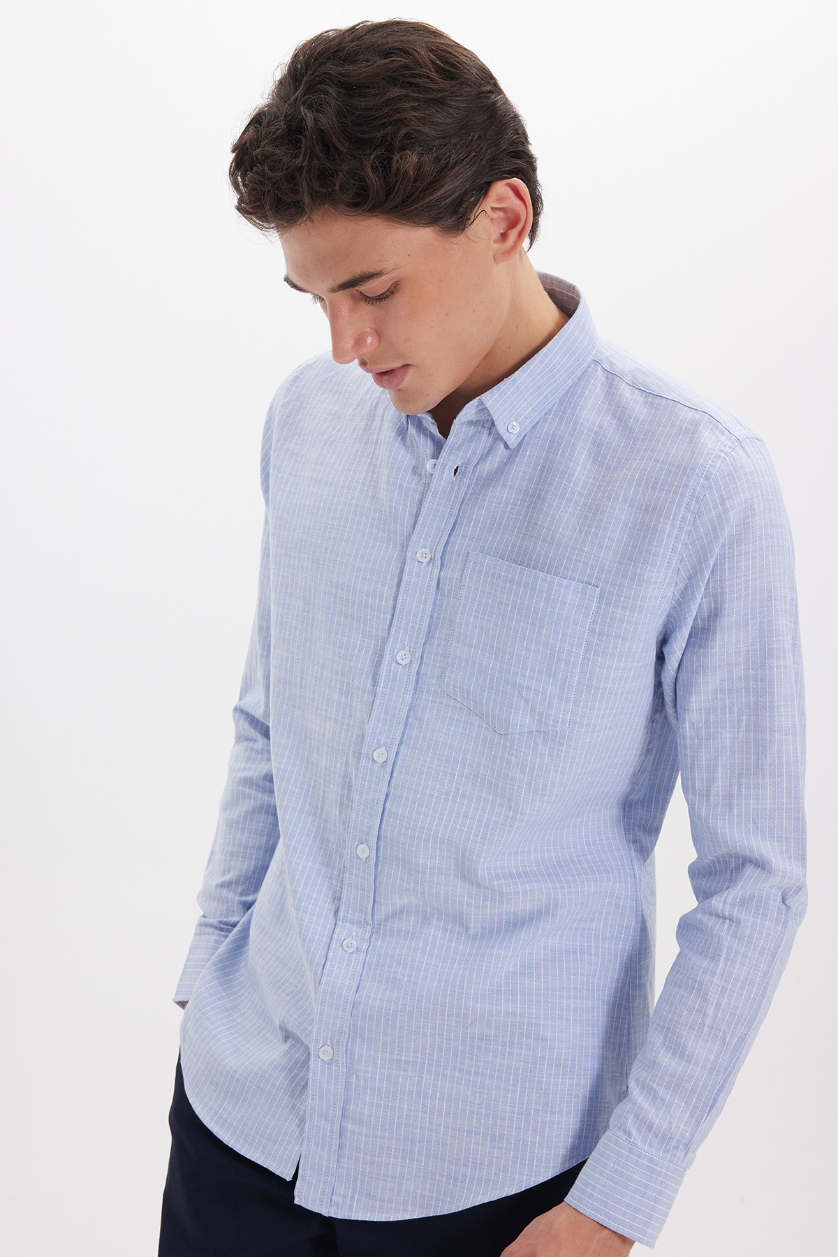 پیراهن تودورز مردانه کتان پنبه ای آبی کژوال / روزمره راه راه Slim Fit/اسلیم فیت    Slim/اسلیم فیت کژوال/روزمره | Tudors DR250031 TR - تصویر 7