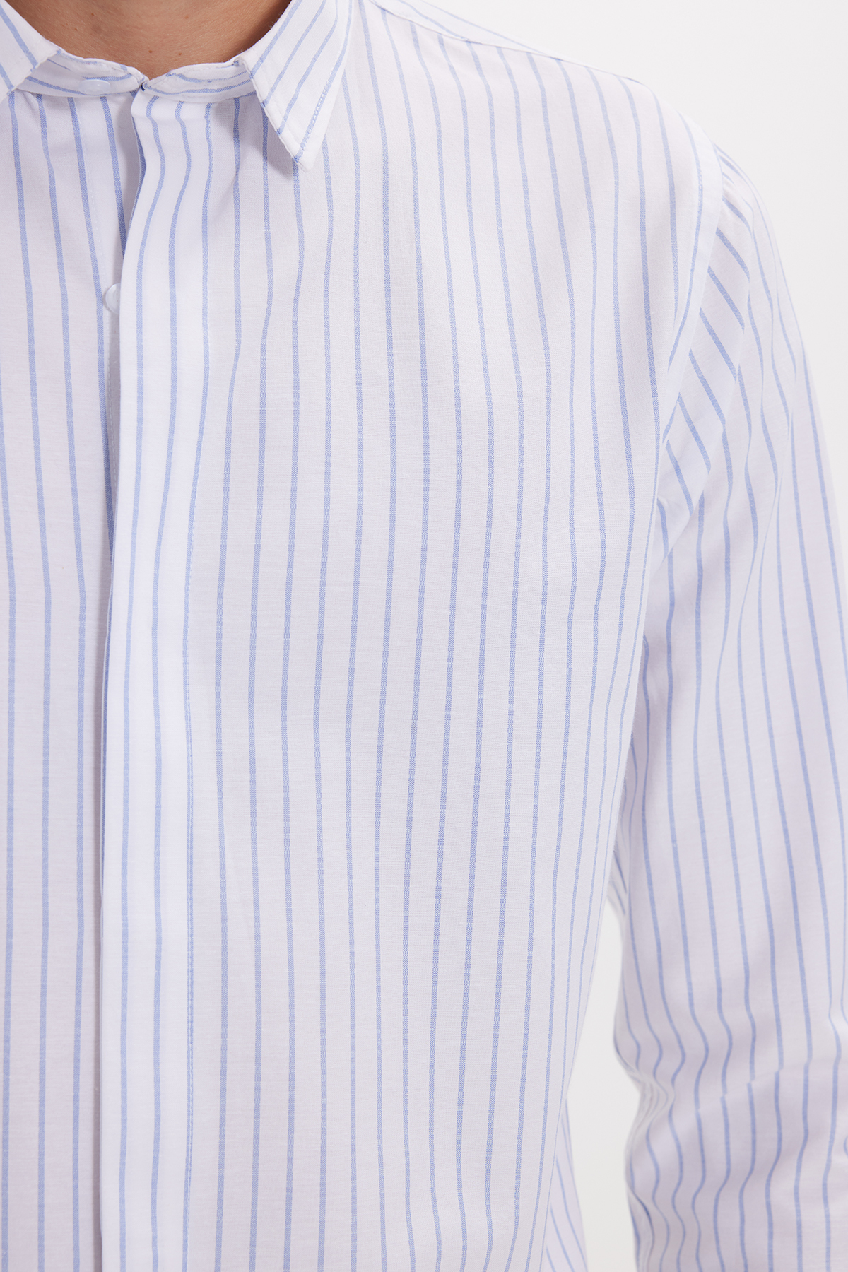 پیراهن تودورز مردانه پنبه-پلی استر سفید بیسیک راه راه Slim Fit/اسلیم فیت    Slim/اسلیم فیت Classical/کلاسیک | Tudors DR210094-800 TR - تصویر 4