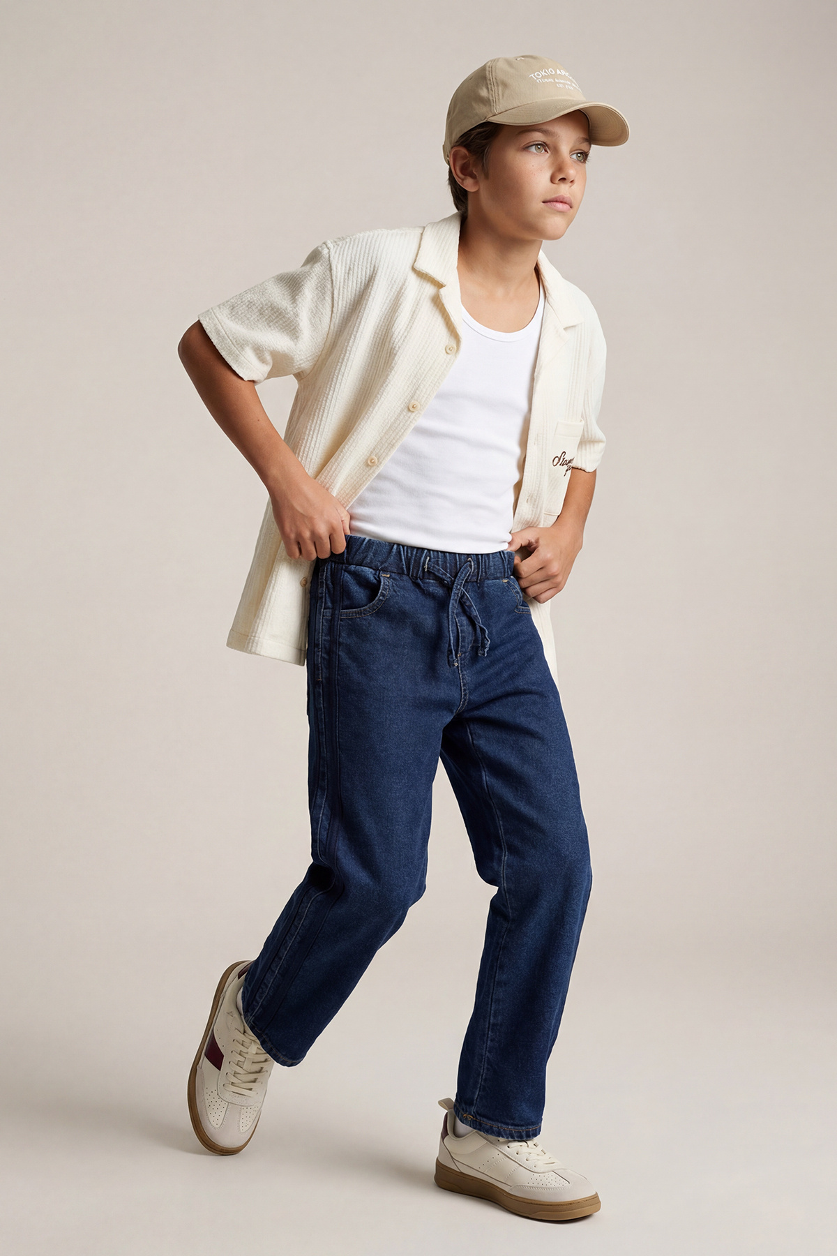 Trendyolmilla Kids Mavi Lastikli Erkek Çocuk Kordonlu Denim Pantolon TKDSS26JE00003