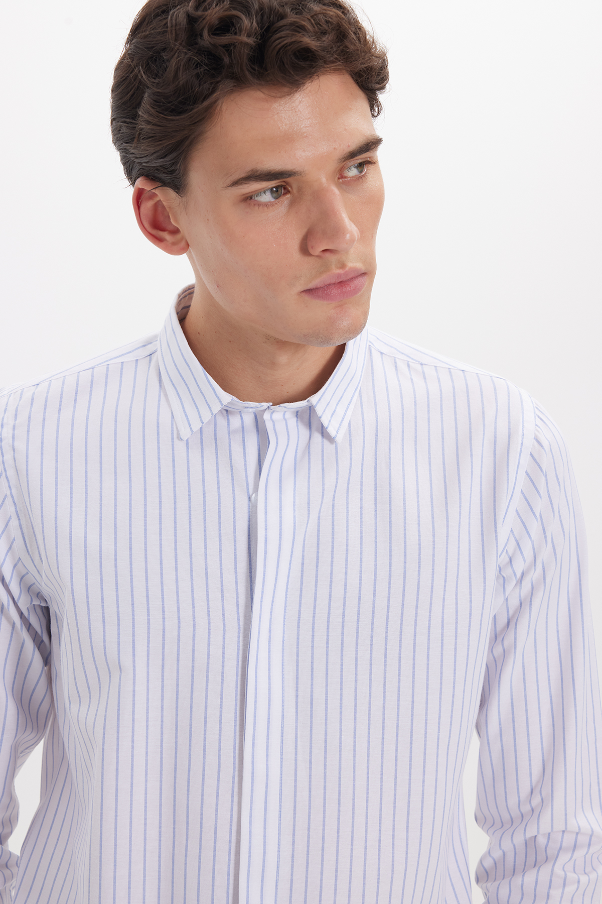 پیراهن تودورز مردانه پنبه-پلی استر سفید بیسیک راه راه Slim Fit/اسلیم فیت    Slim/اسلیم فیت Classical/کلاسیک | Tudors DR210094-800 TR - تصویر 3