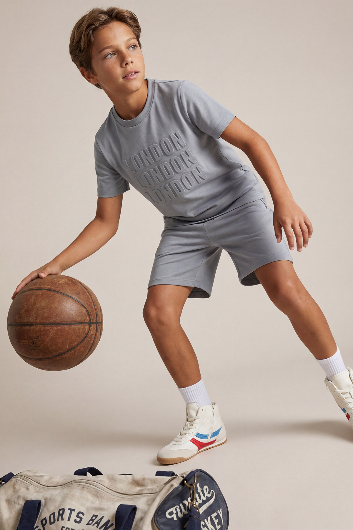 trendyolkids-boys-flat-short-casualdaily-regu