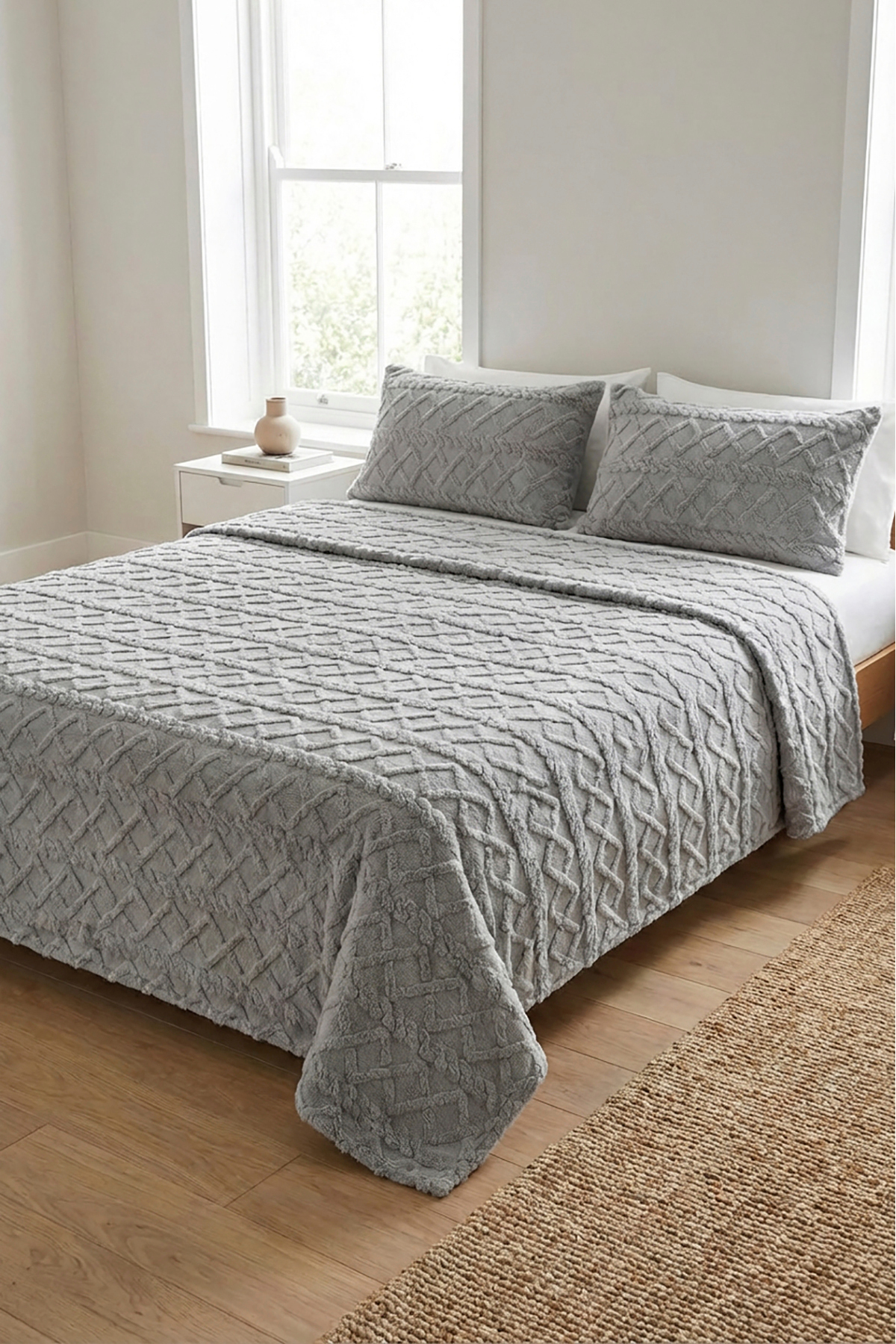 Chain Wellsoft Self-Patterned Soft Double 3-Piece Bedspread Set (220x240 +50x70 2 Pieces)