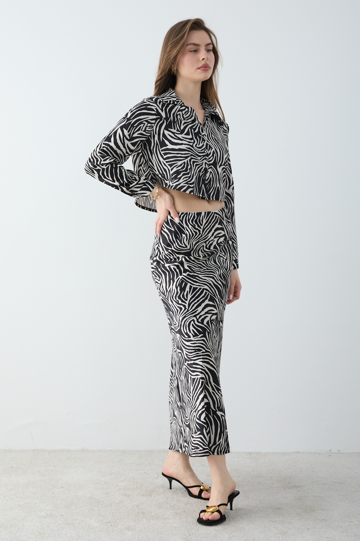 Trendyolmilla Siyah Zebra Desenli Viskon Alt - Üst Takım TWOSS26AU00261