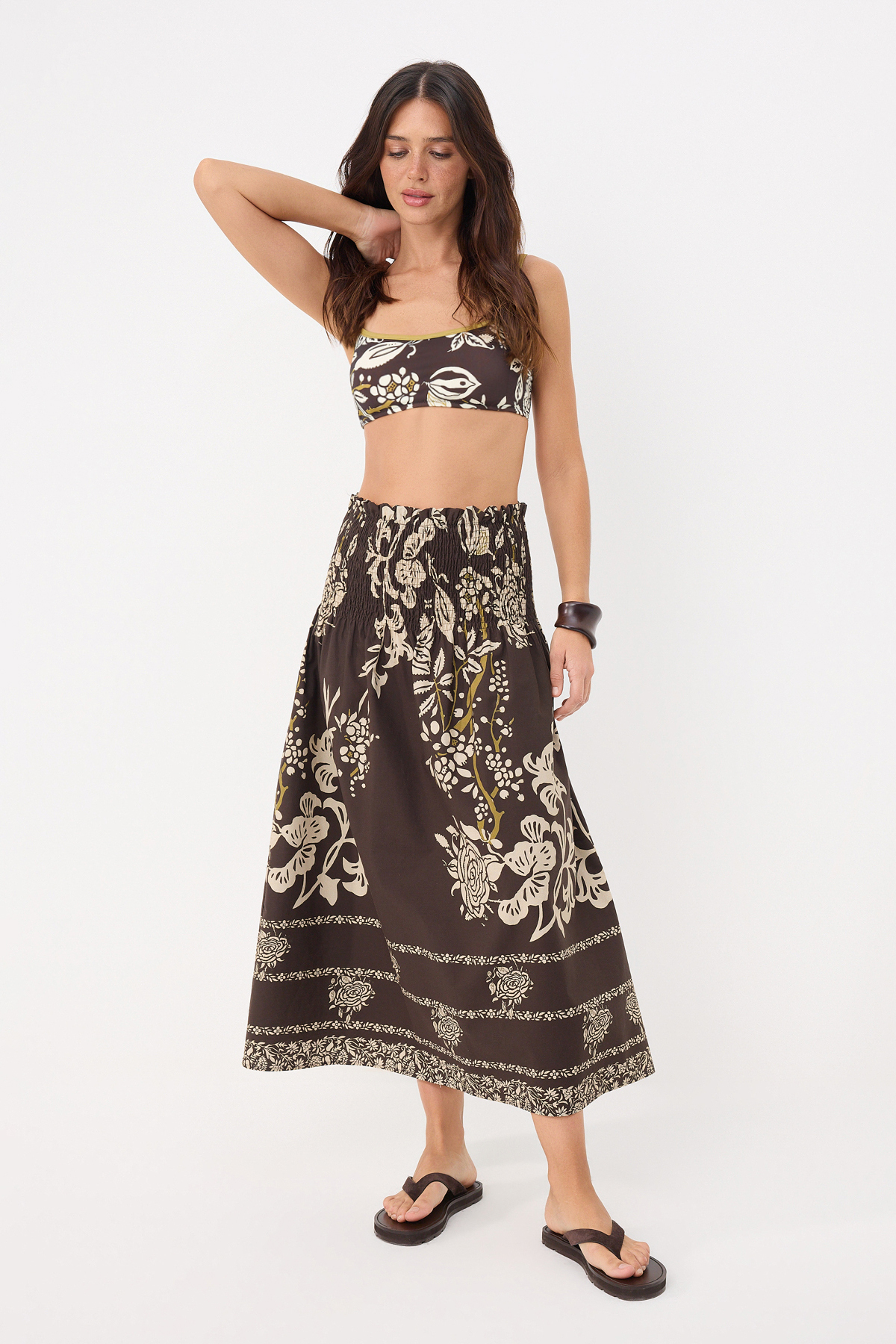 Siedres x Trendyolmilla Kahverengi Çiçek Desenli Beli Gipeli Maxi Etek TWOSS26ET00123