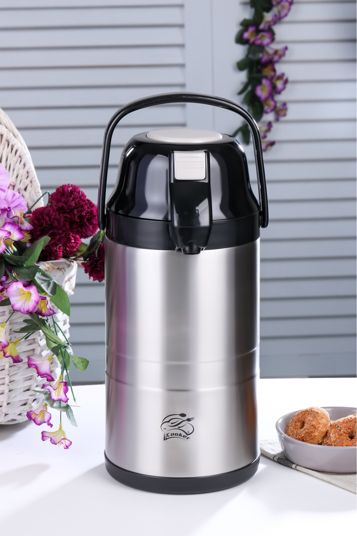 Master 3.5 Liter Stainless Steel Thermos Black CKR2008