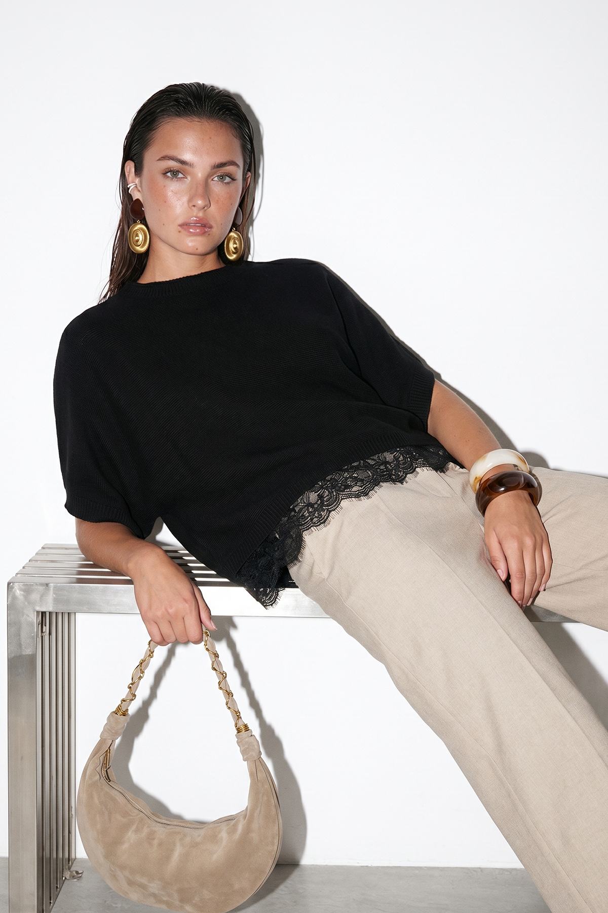 Drop by Trendyolmilla Siyah Oversize Kalıp Dantel Detaylı Triko Kazak TDRSS26KZ00001