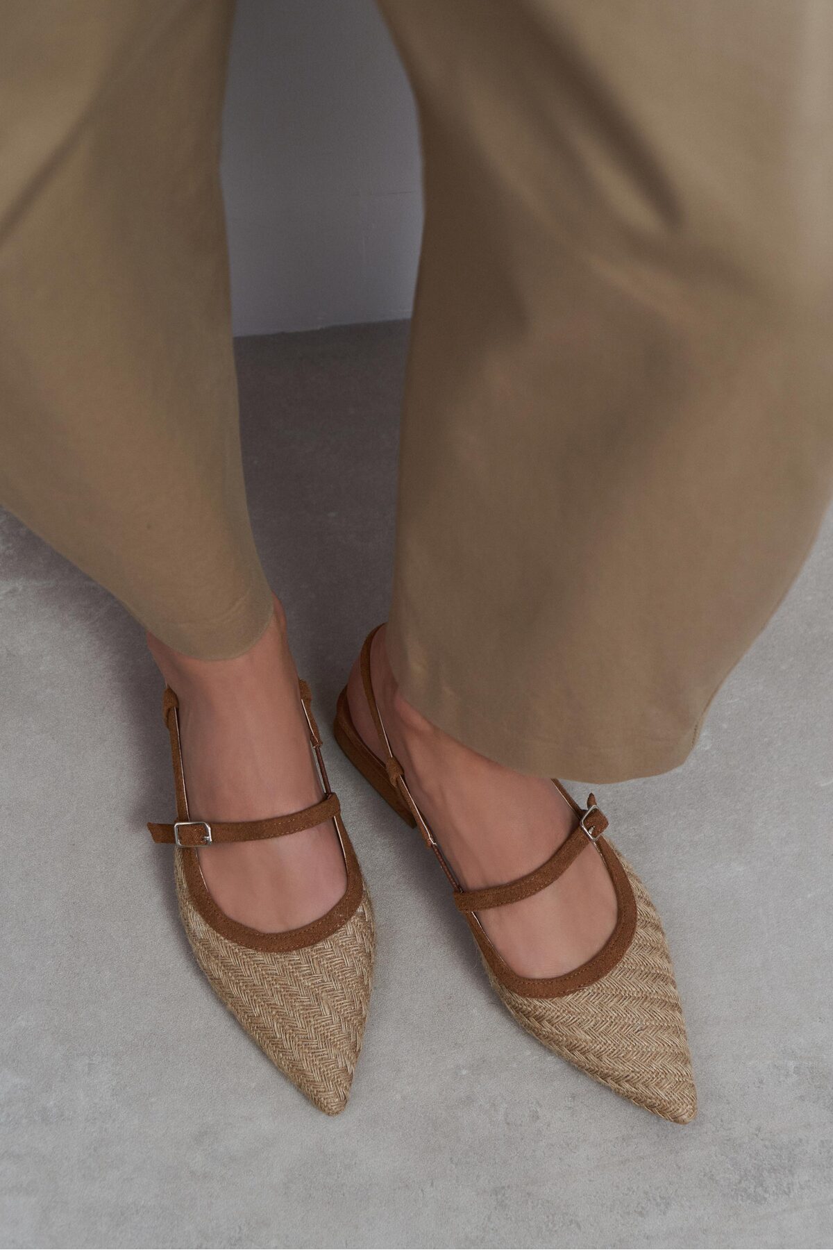 NİŞANTAŞI SHOES X-Harmony Hasır Taba Kemer Detay Sivri Burun Kısa Topuklu Kadın Babet görsel 8