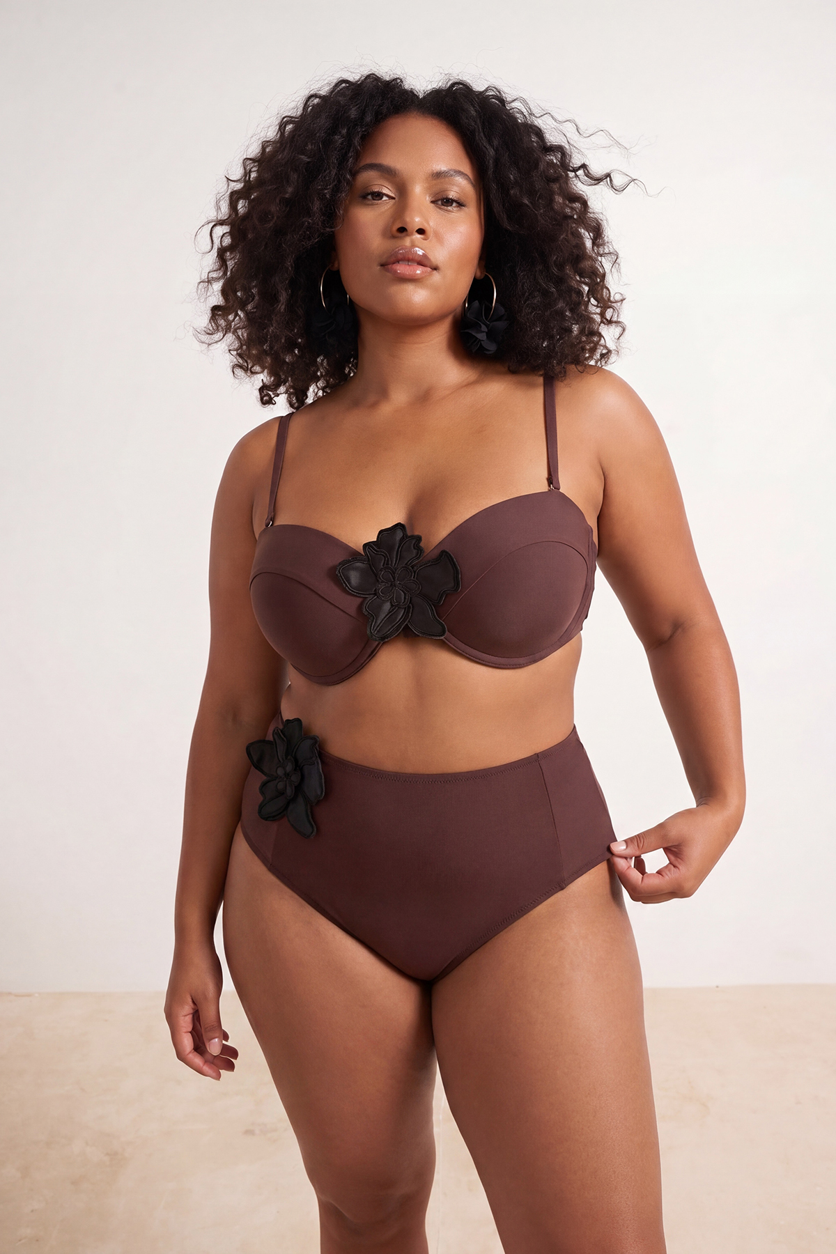 Trendyolmilla Curve Kahverengi Çiçekli Yüksek Bel Büyük Beden Bikini Altı TBBSS26CR00003